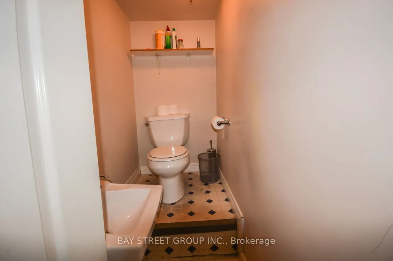 38 Noecker Street, #Lower floor