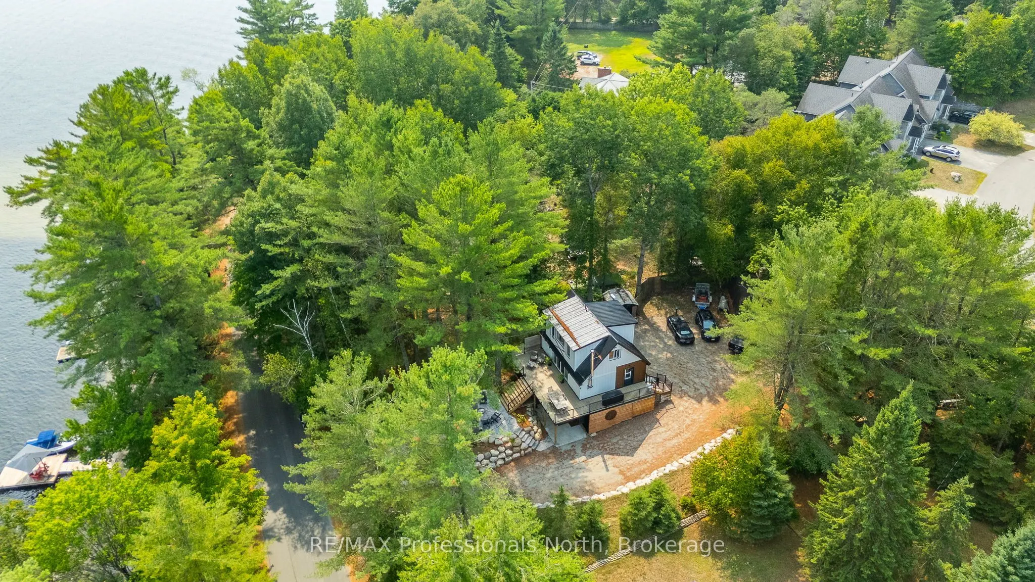 1795 Wigamog Road