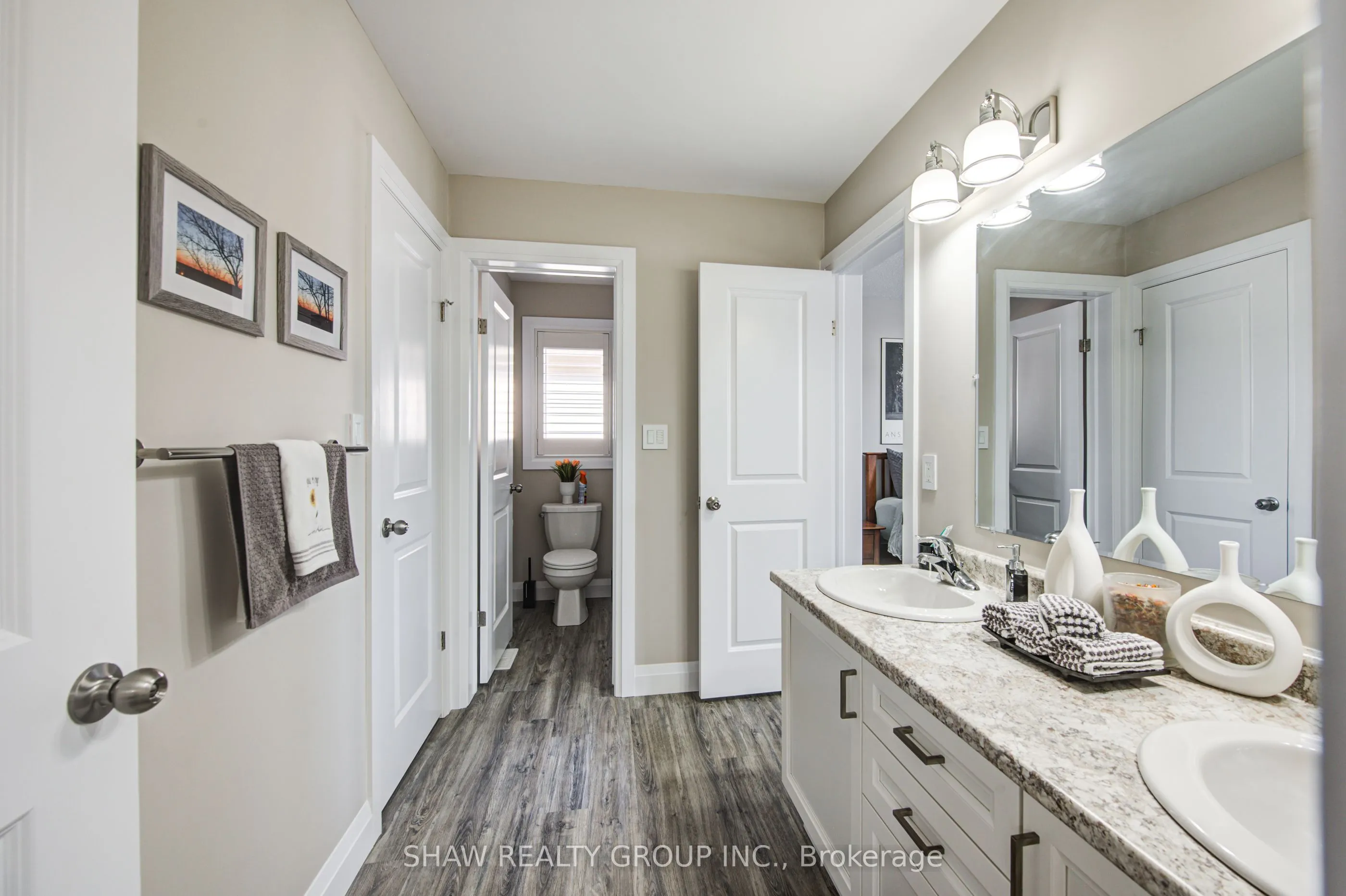 32 Arlington Parkway