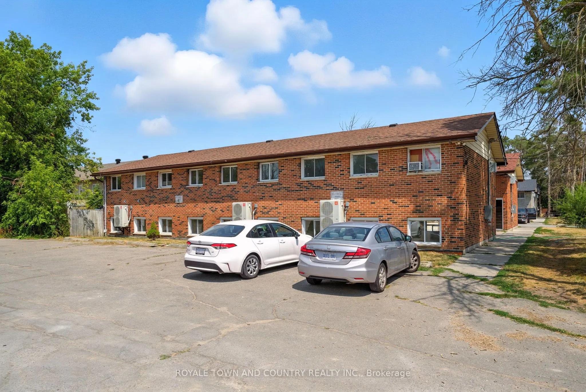 88 Mary Street W, #3