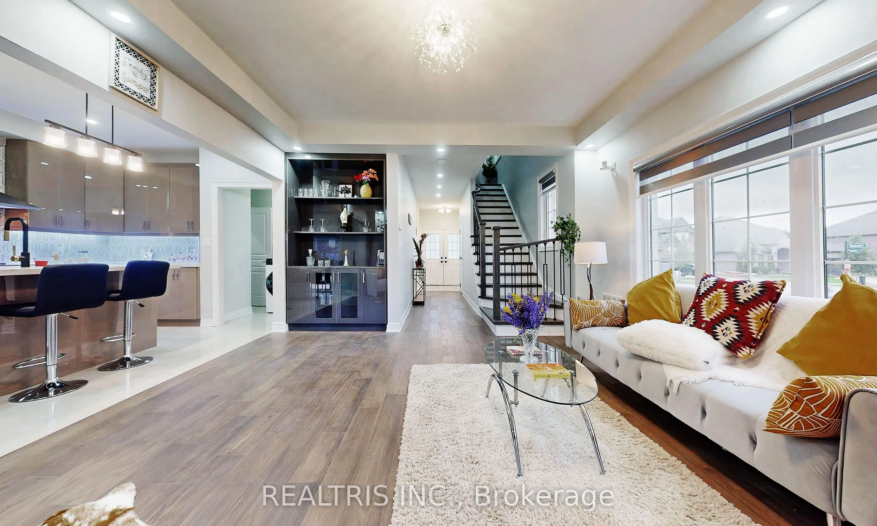 85 Eaglecrest Street, #Main