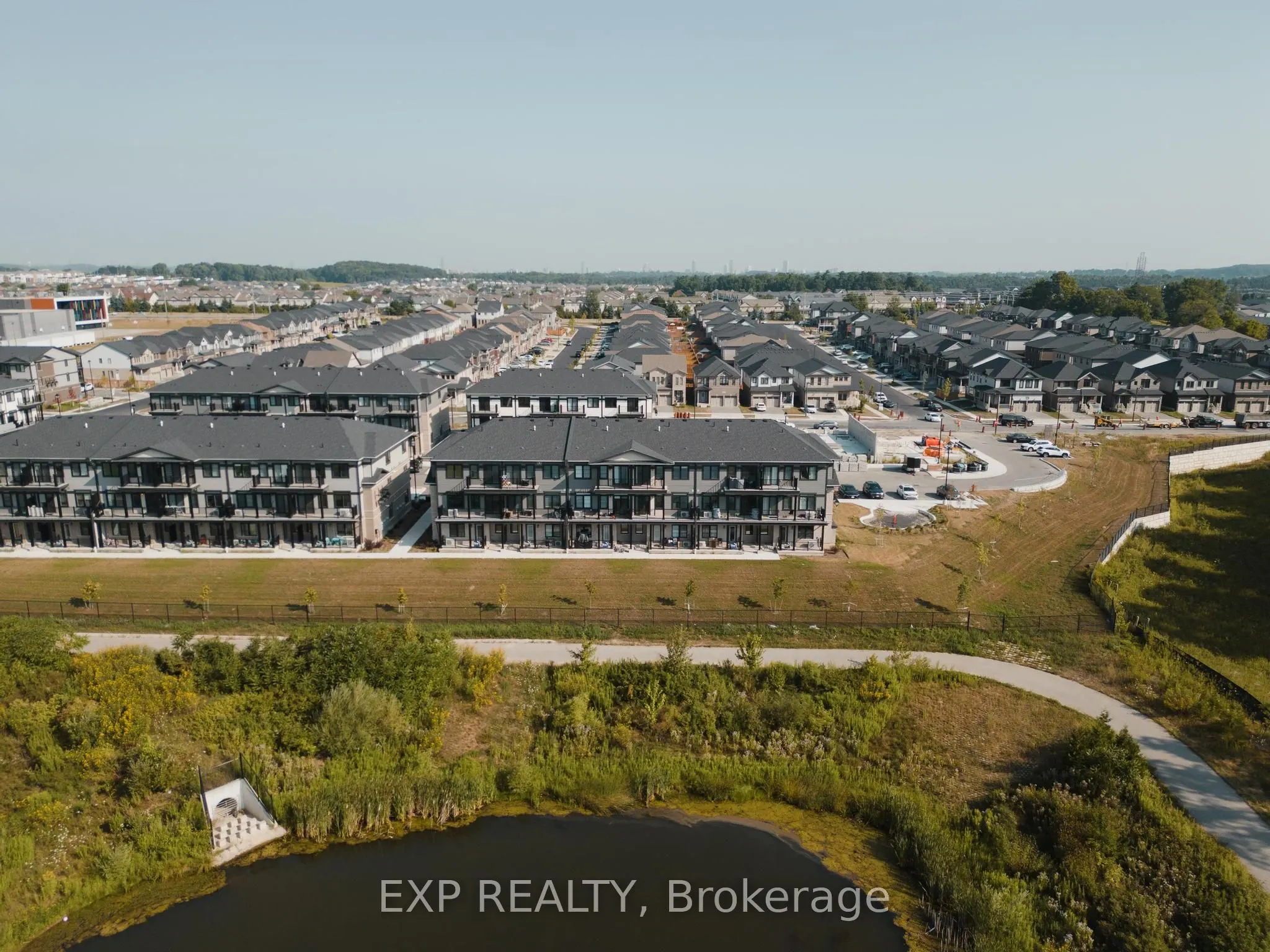 104 Lomond Lane W, #52