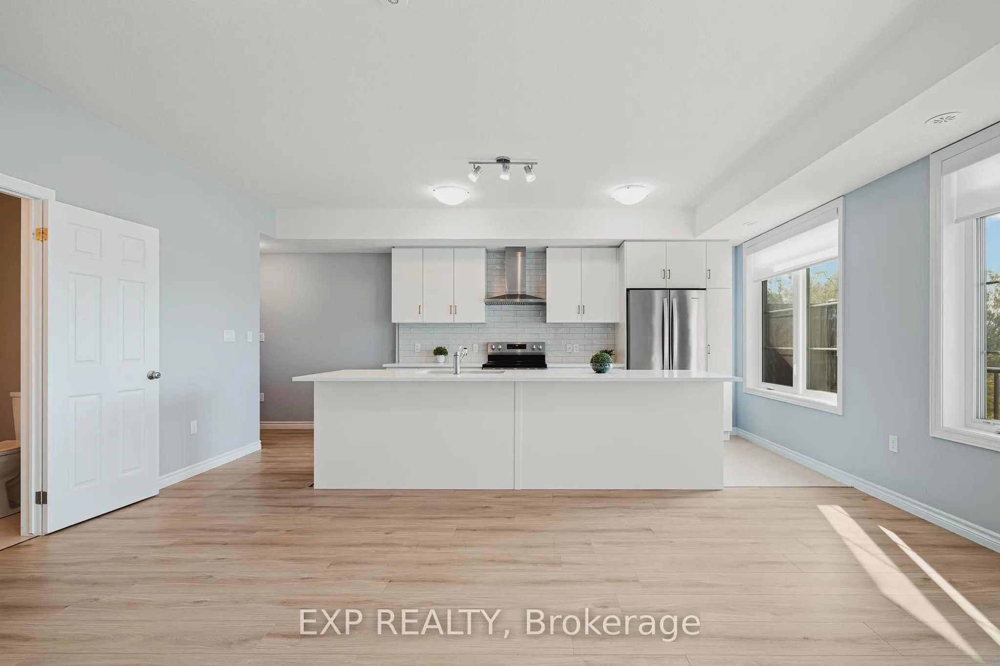 104 Lomond Lane W, #52