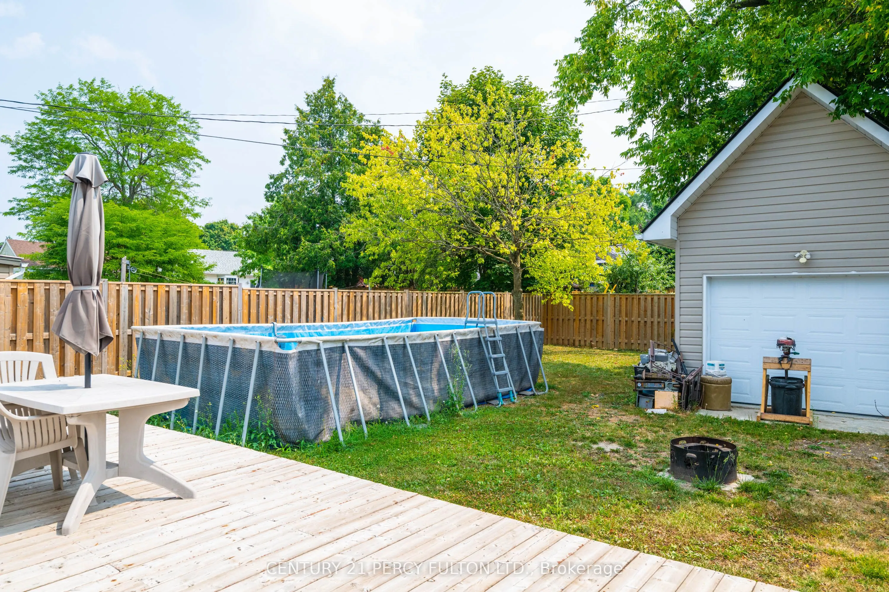 253 Princess Elizabeth Crescent