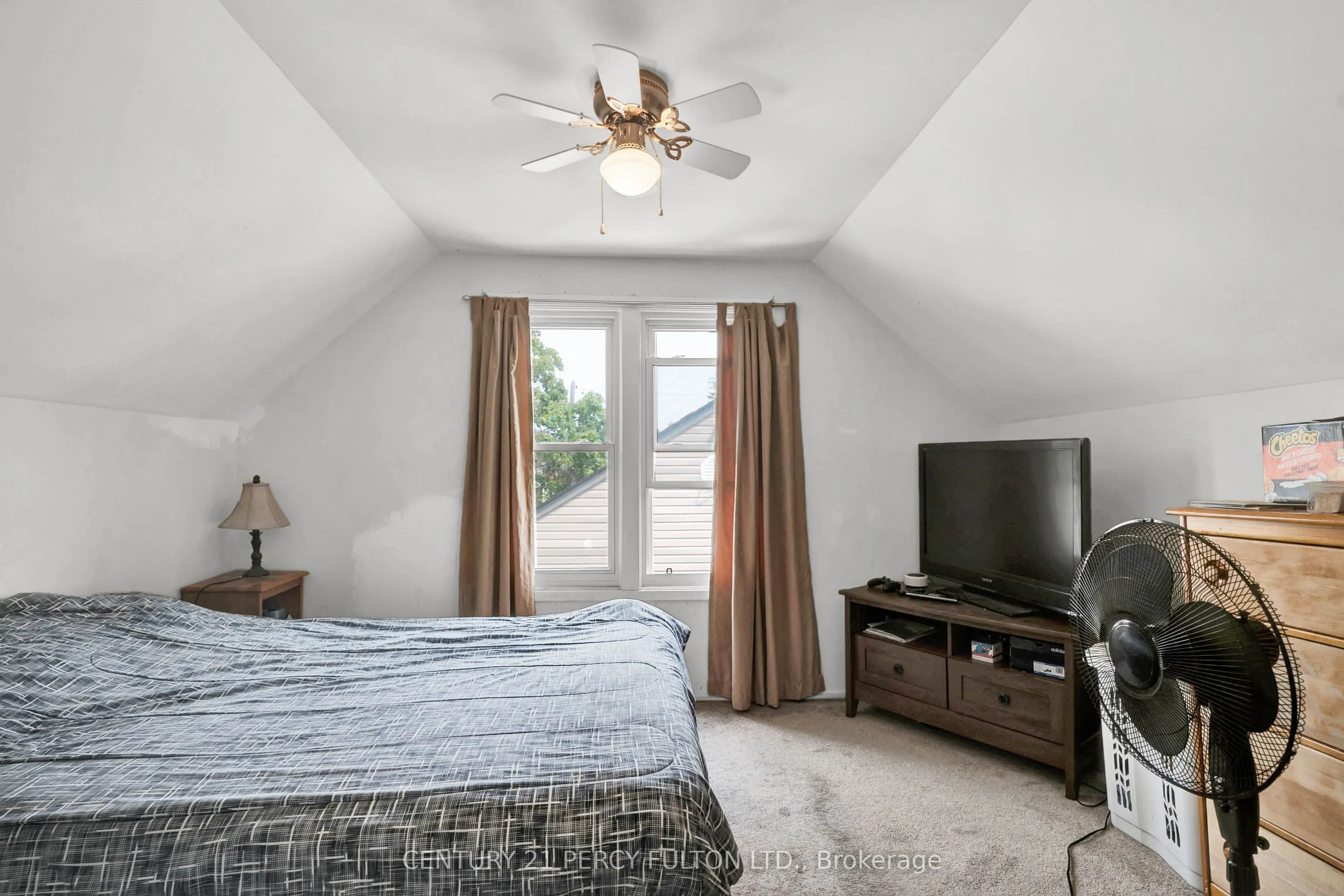 253 Princess Elizabeth Crescent
