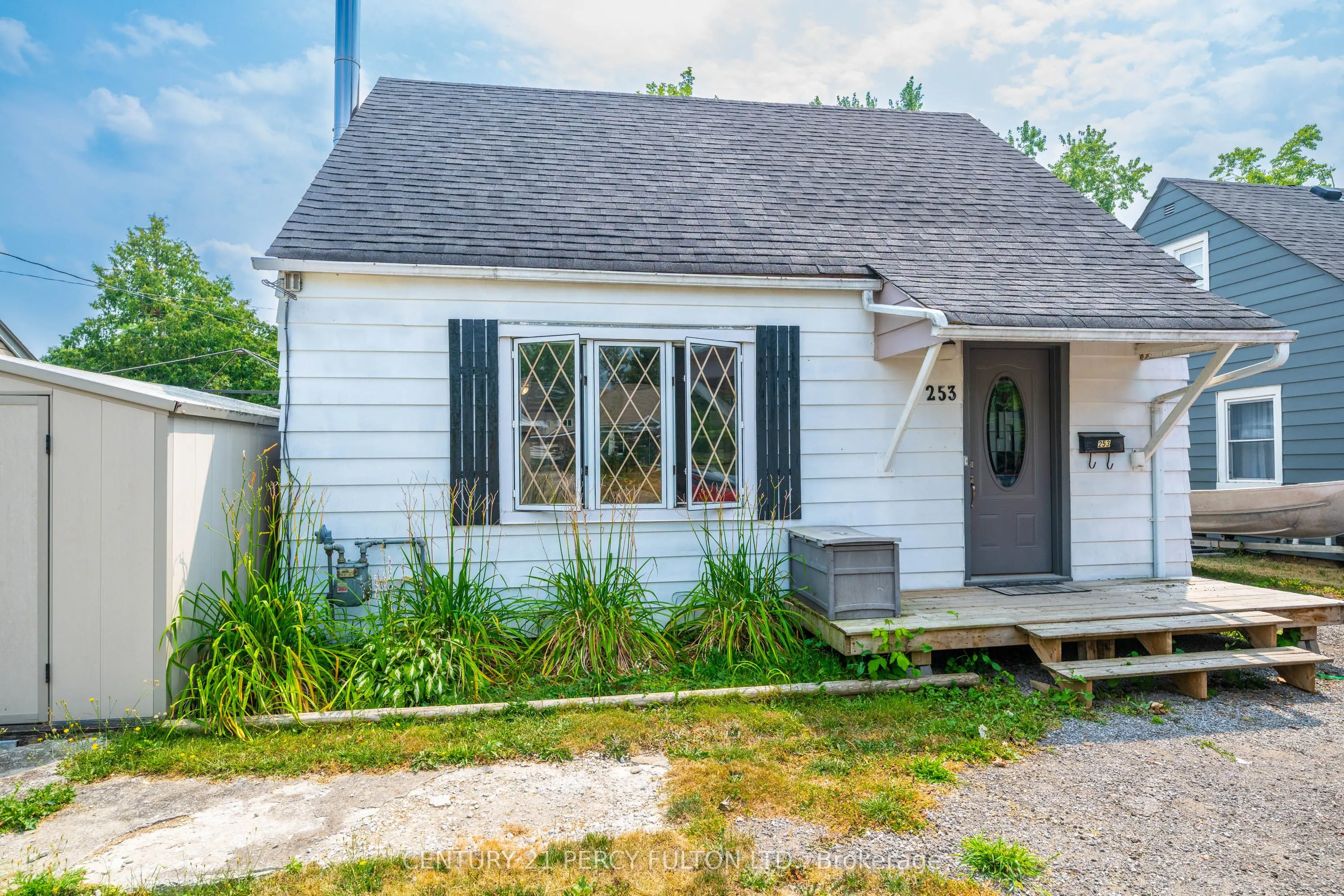 253 Princess Elizabeth Crescent