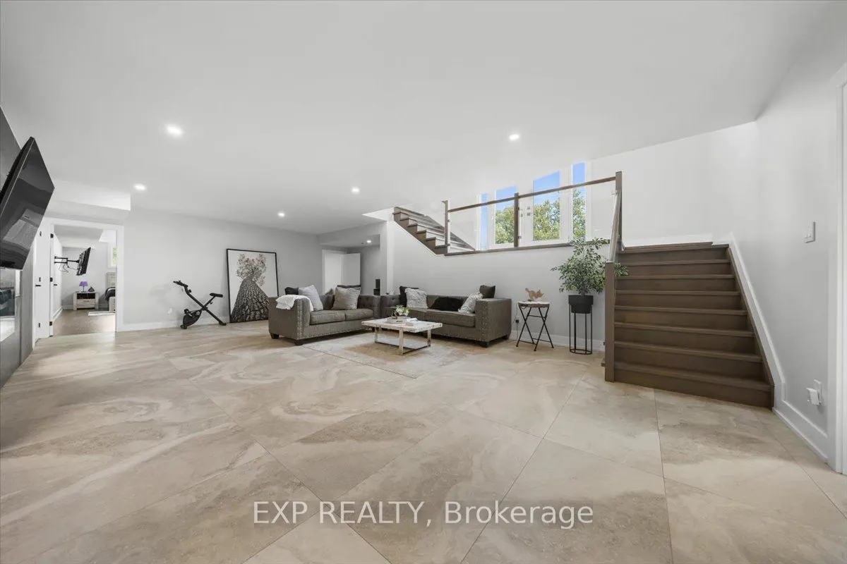 1601 Lakeshore Drive