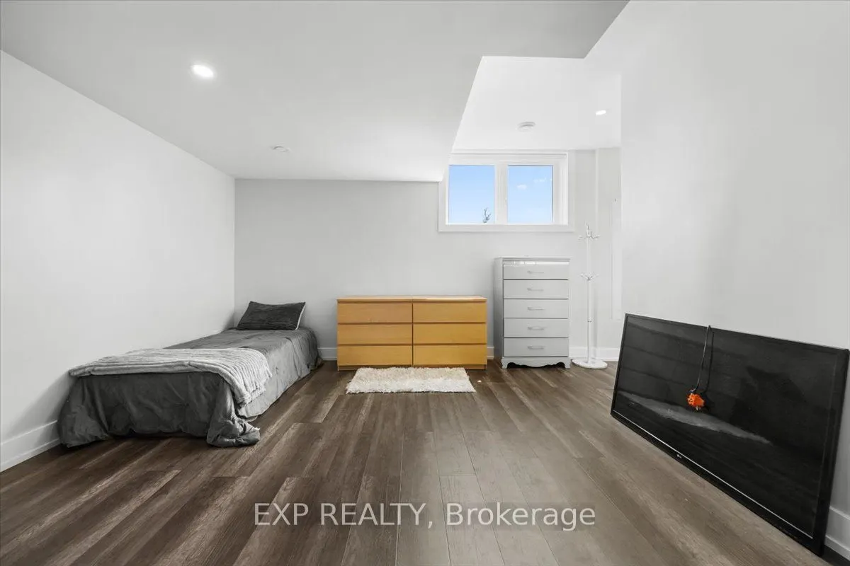 1601 Lakeshore Drive