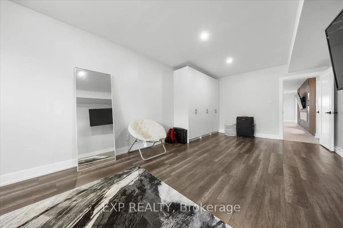 1601 Lakeshore Drive