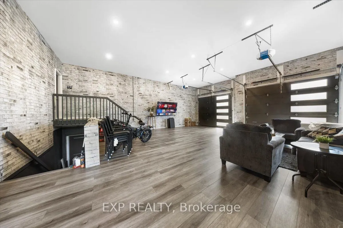 1601 Lakeshore Drive