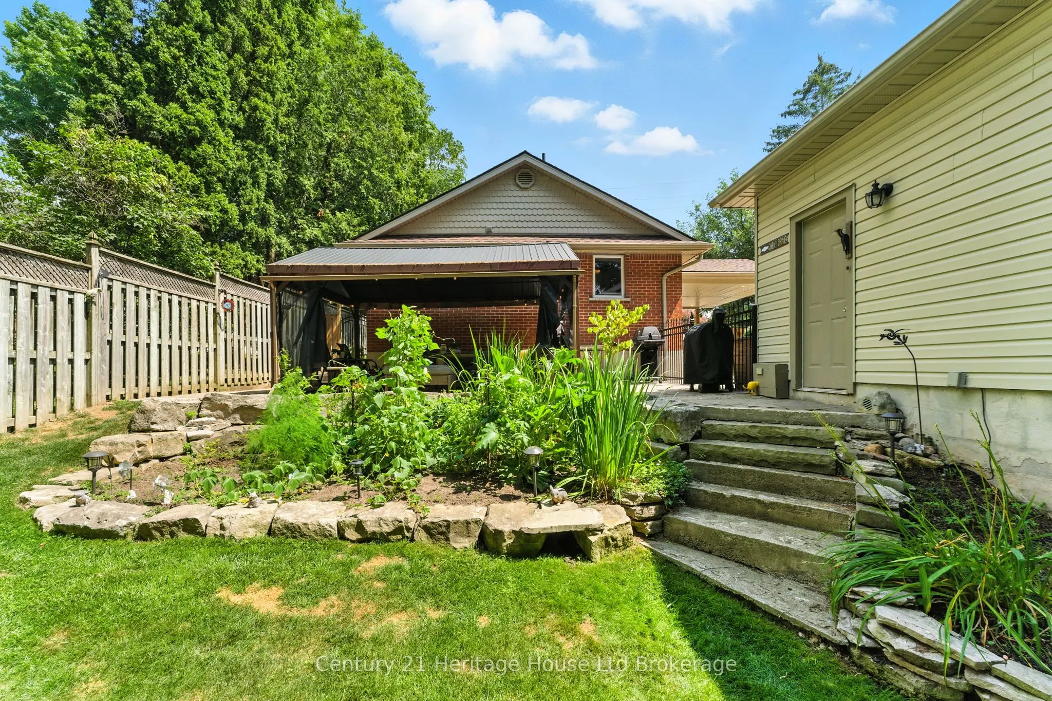 485 Huron Street