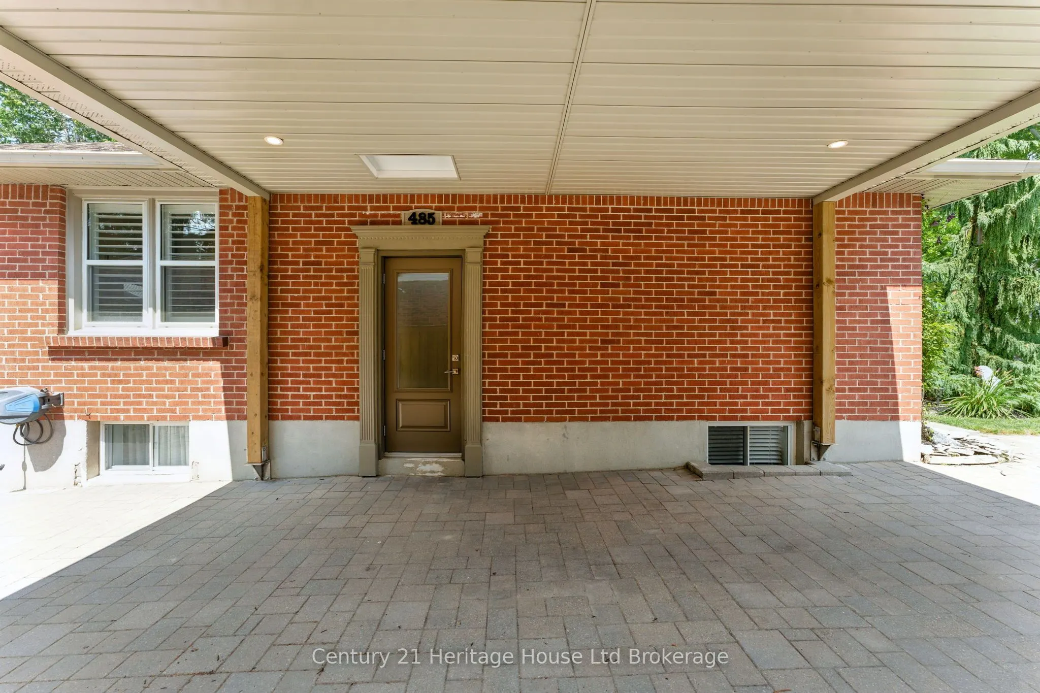 485 Huron Street