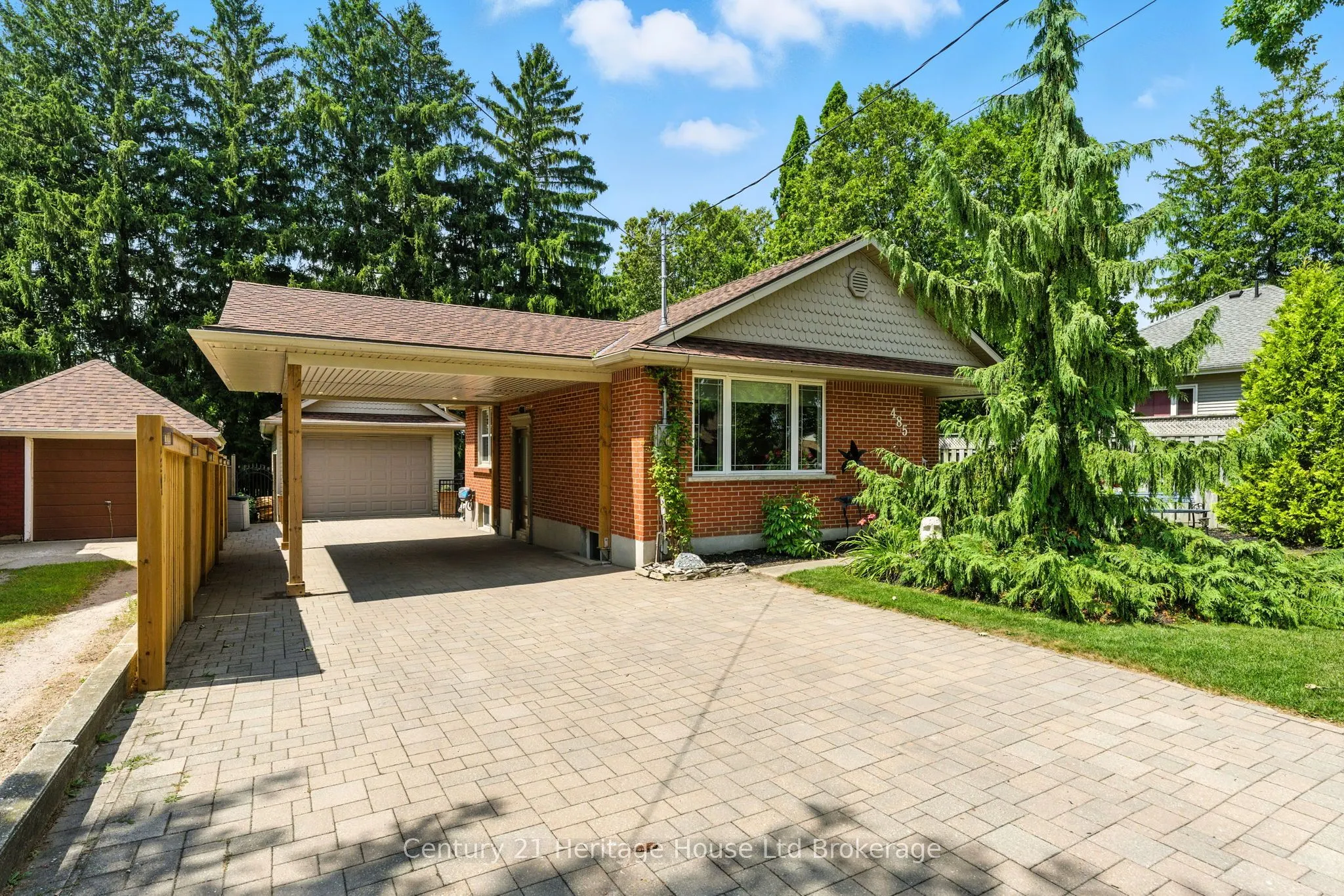 485 Huron Street
