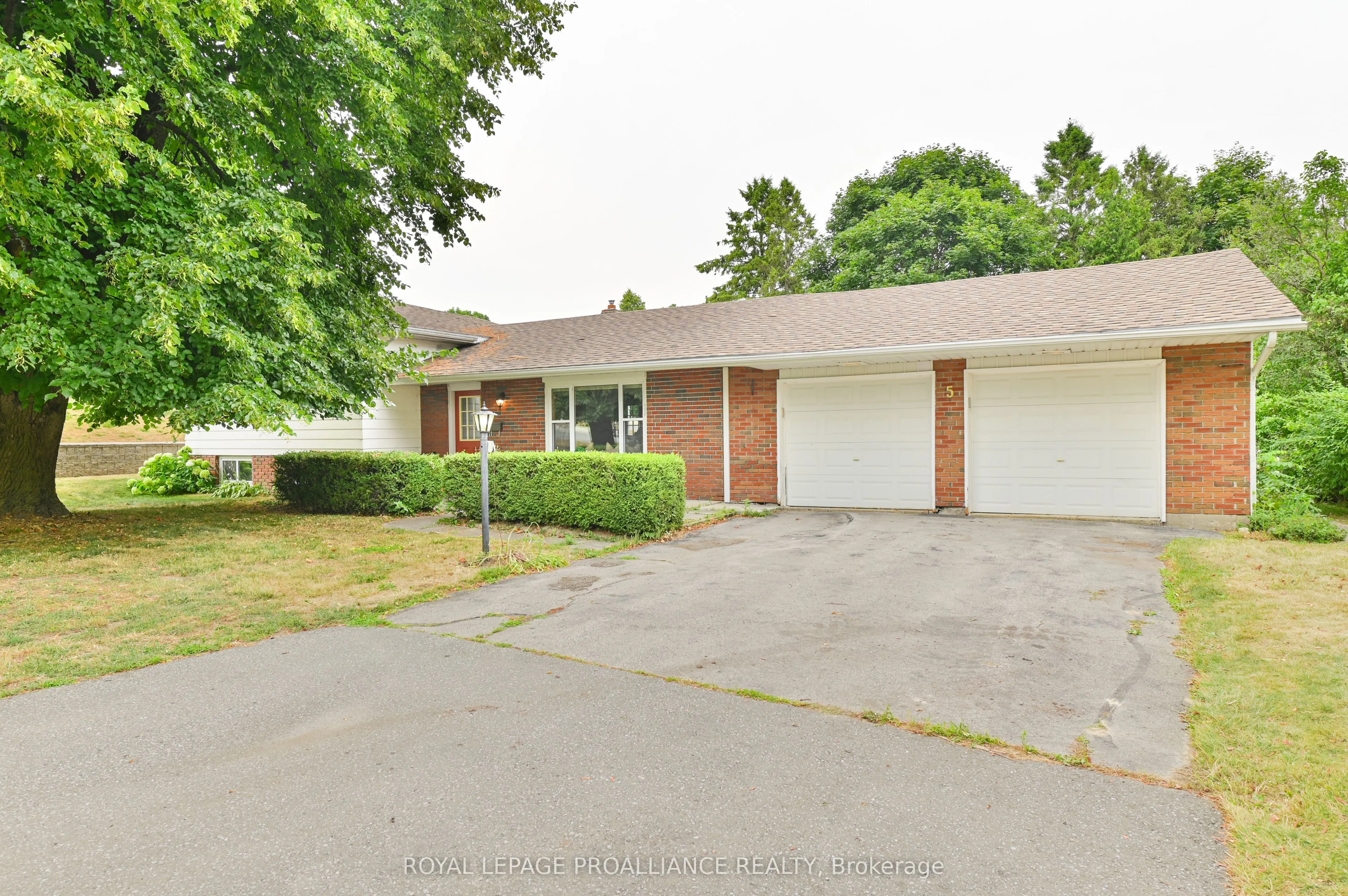 5 Orchard Crescent