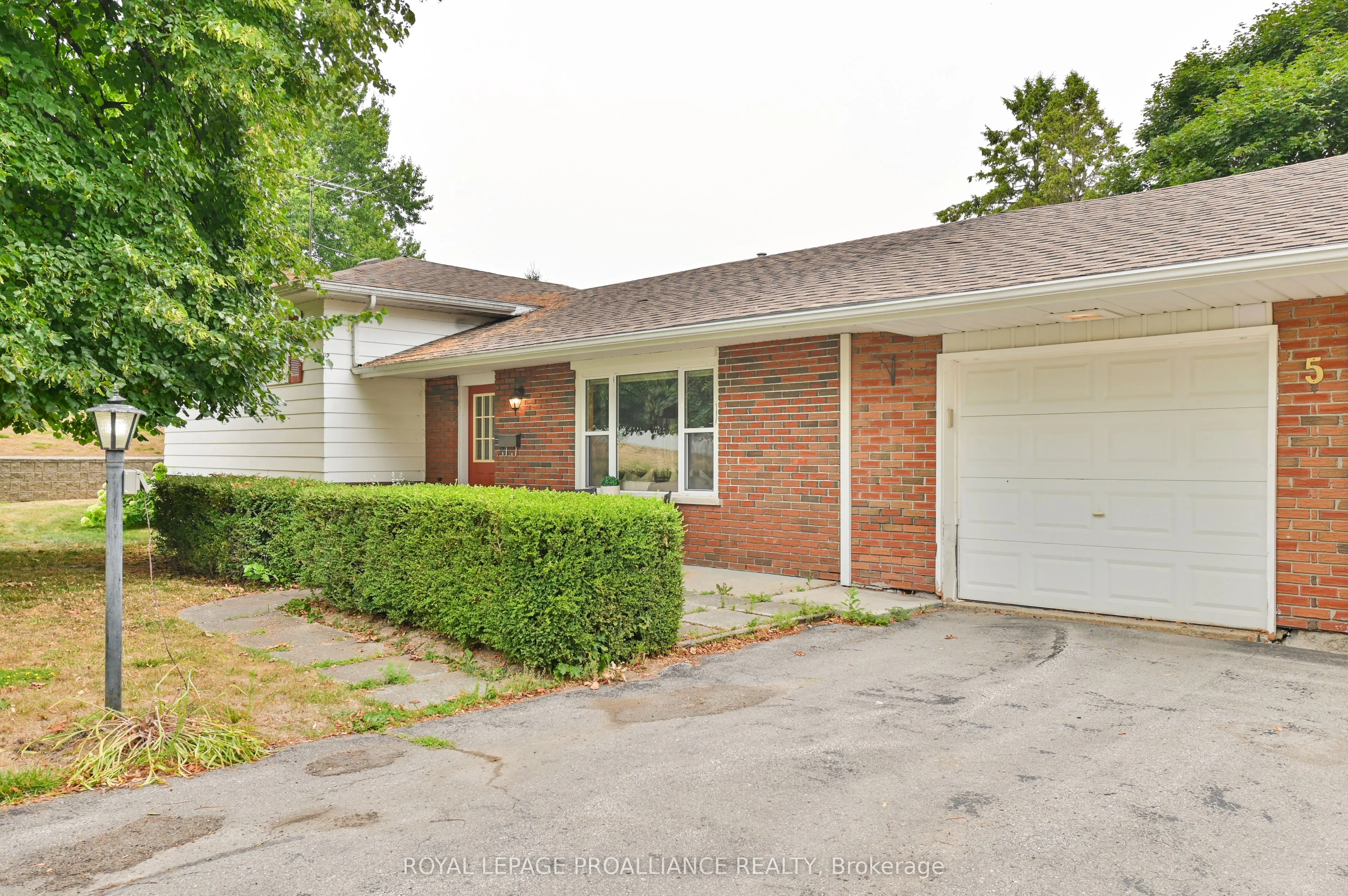 5 Orchard Crescent