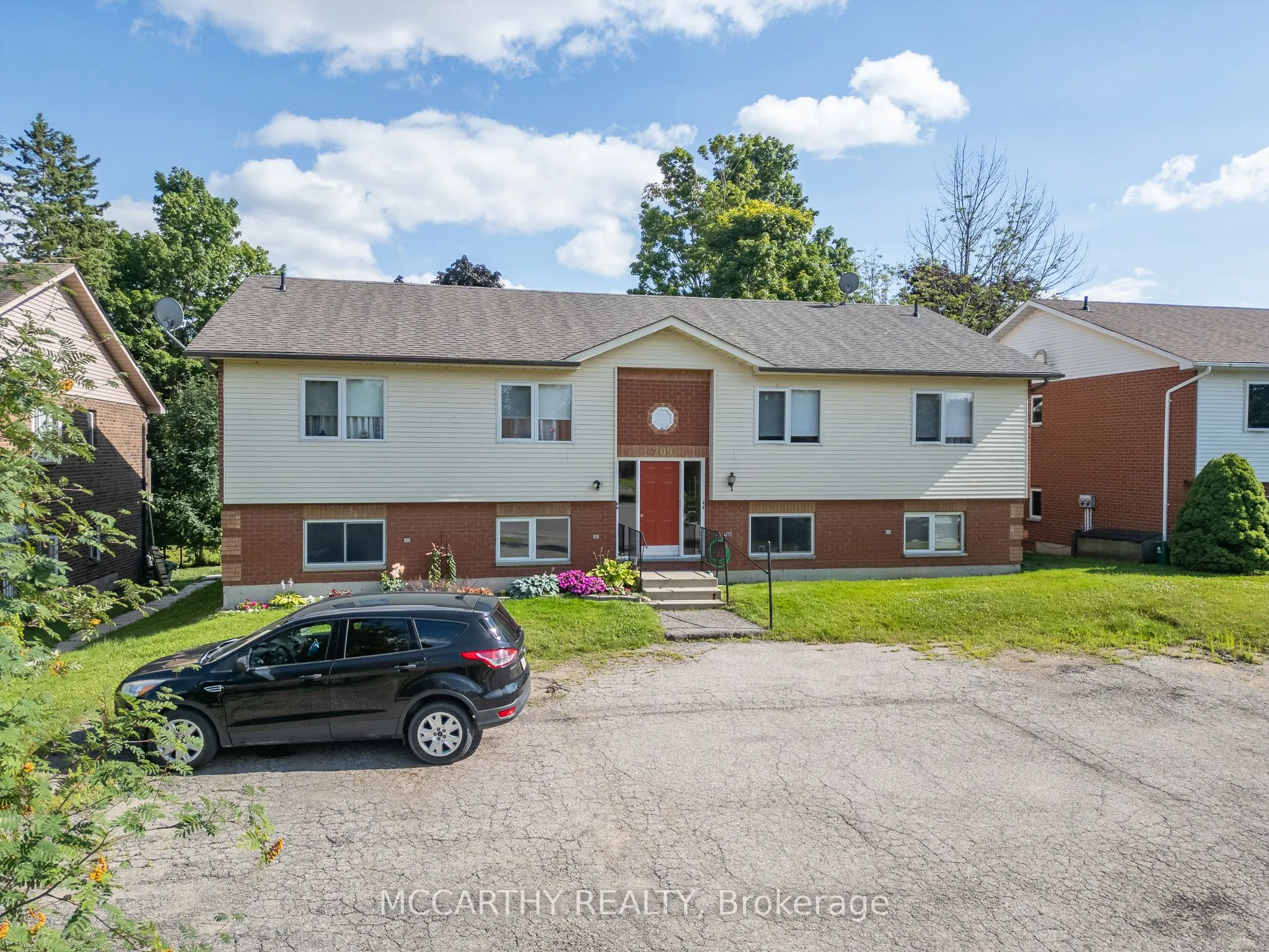 209 Sarah Court