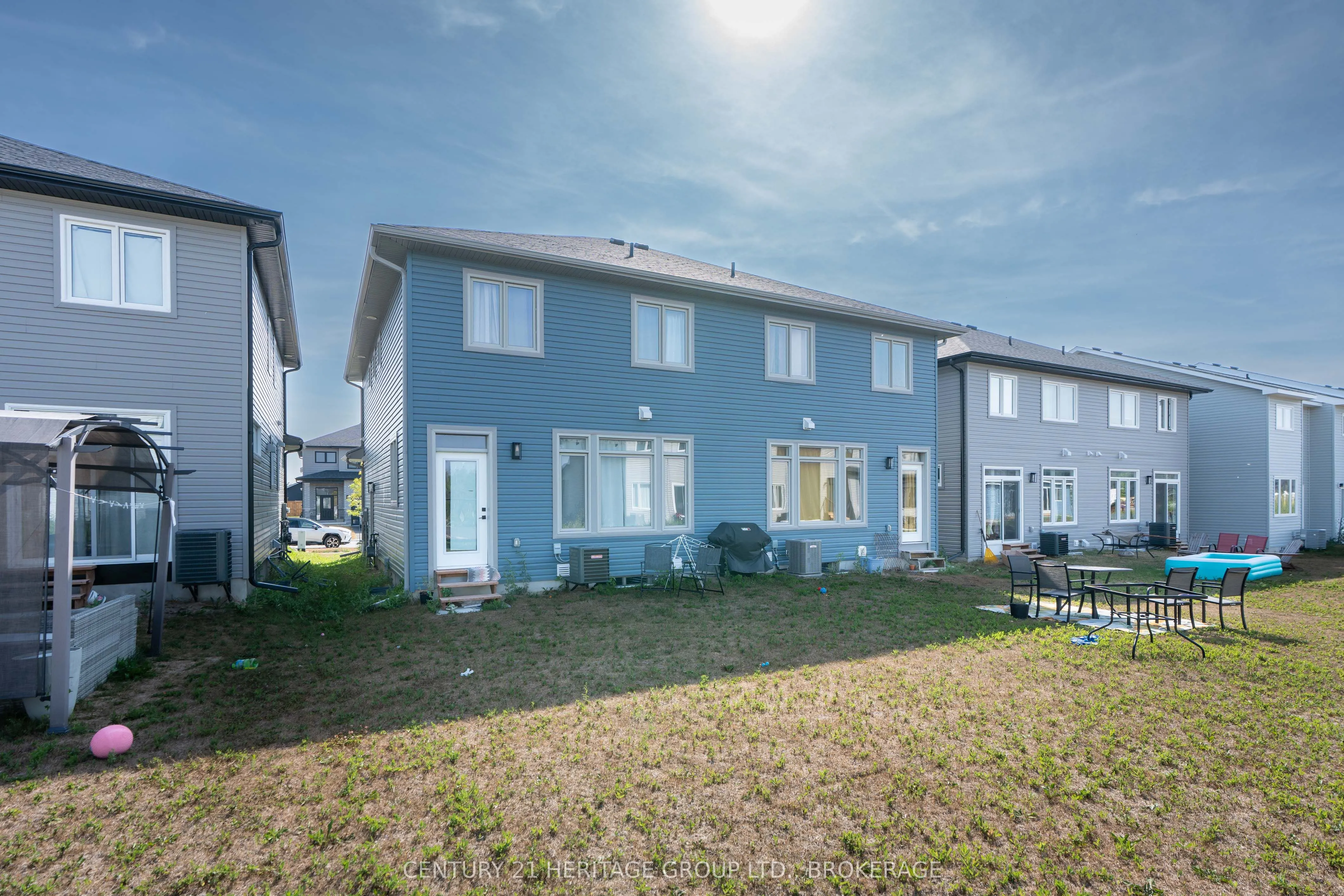 28 Dusenbury Drive