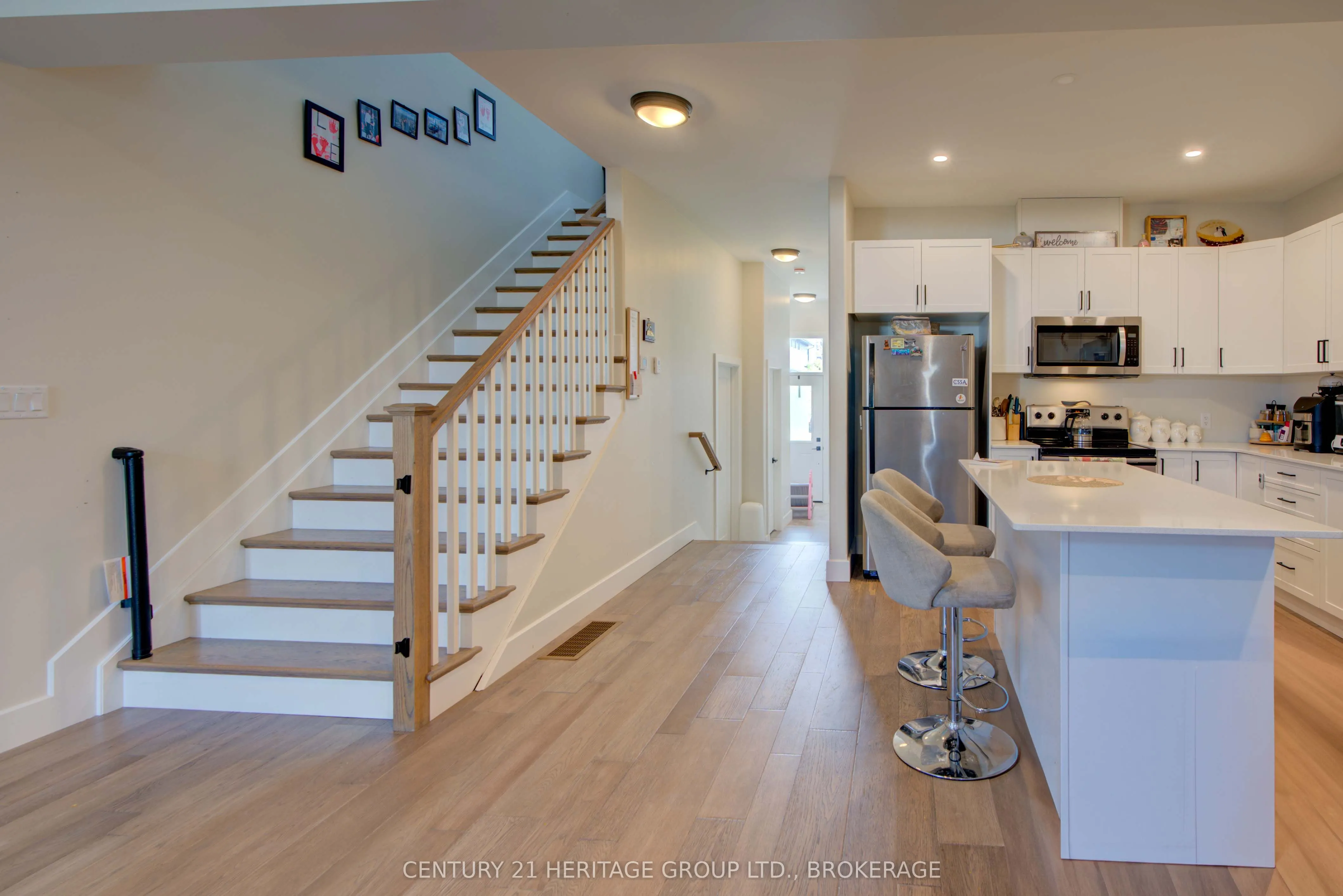 28 Dusenbury Drive