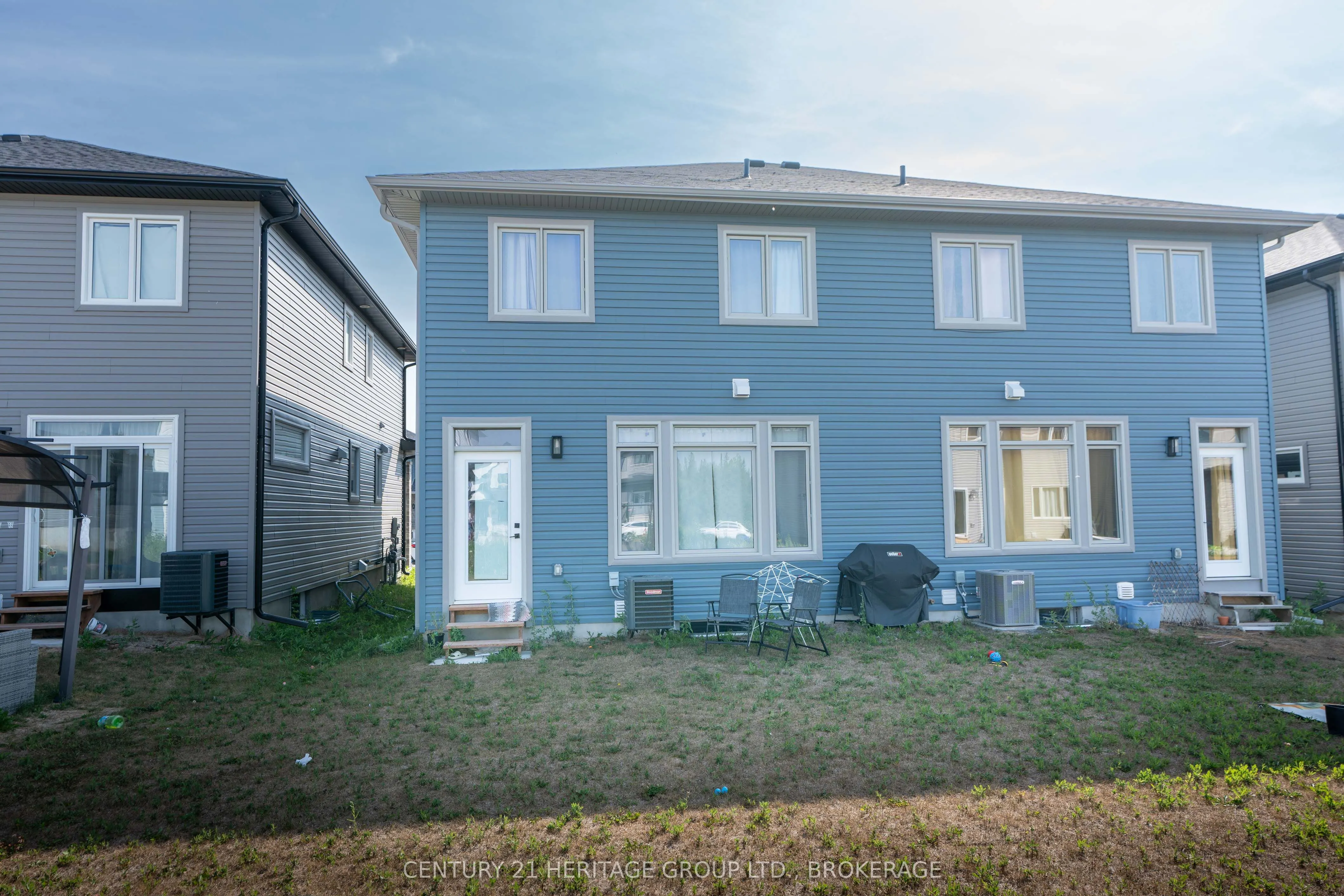 28 Dusenbury Drive