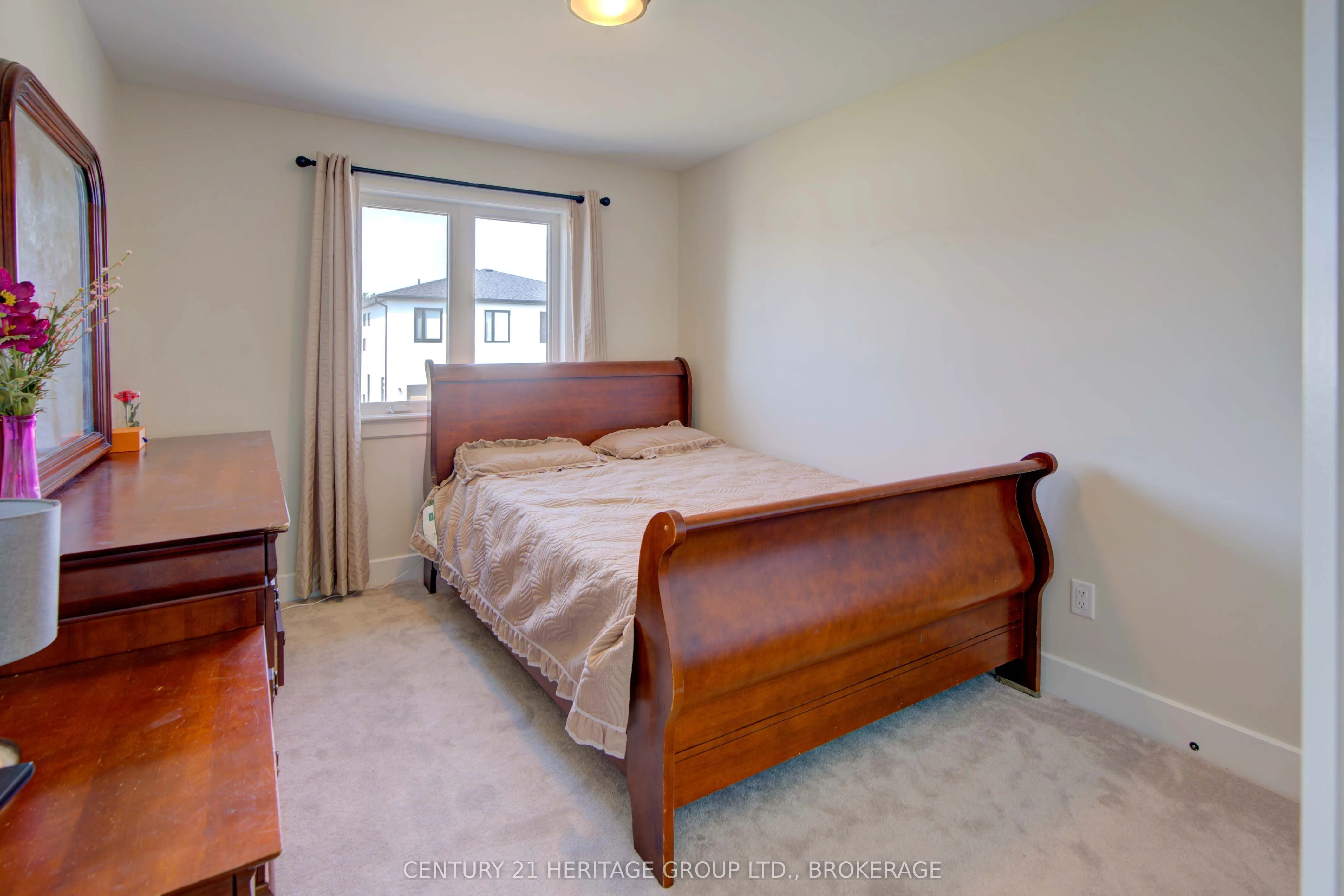 28 Dusenbury Drive