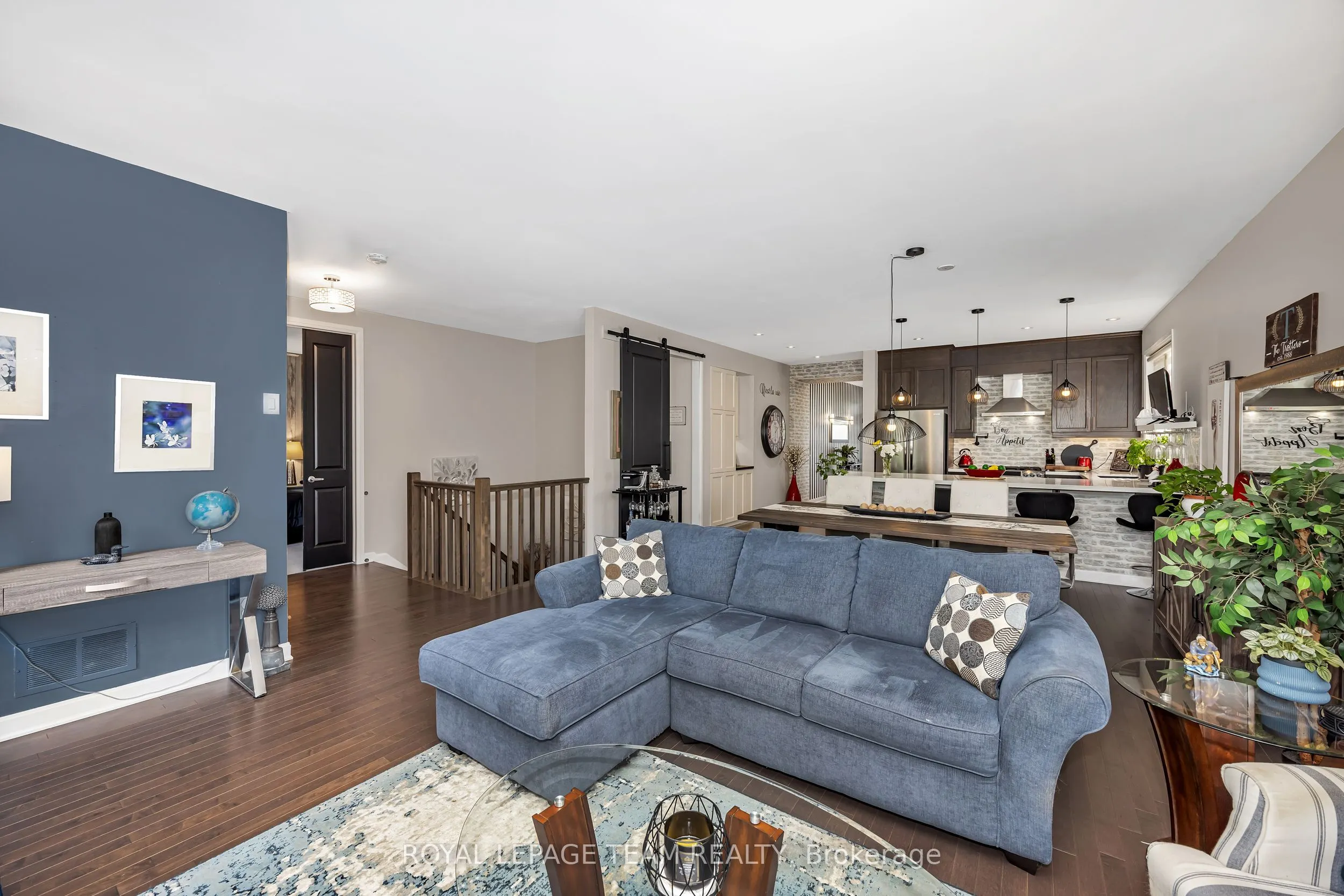 3222 Harvester Crescent