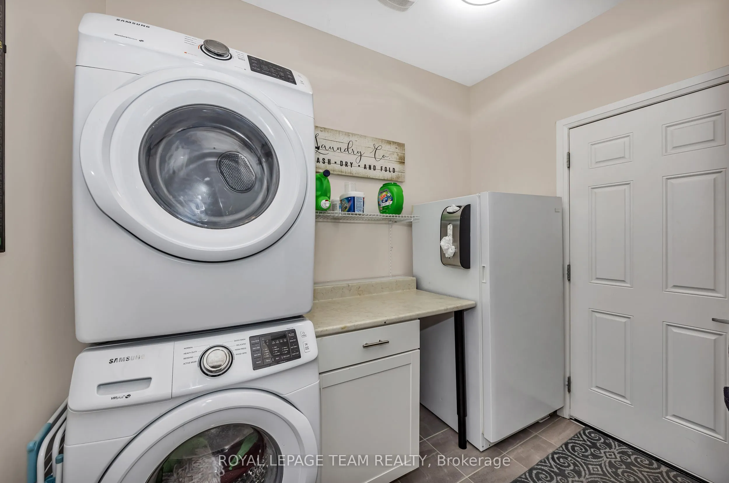 3222 Harvester Crescent