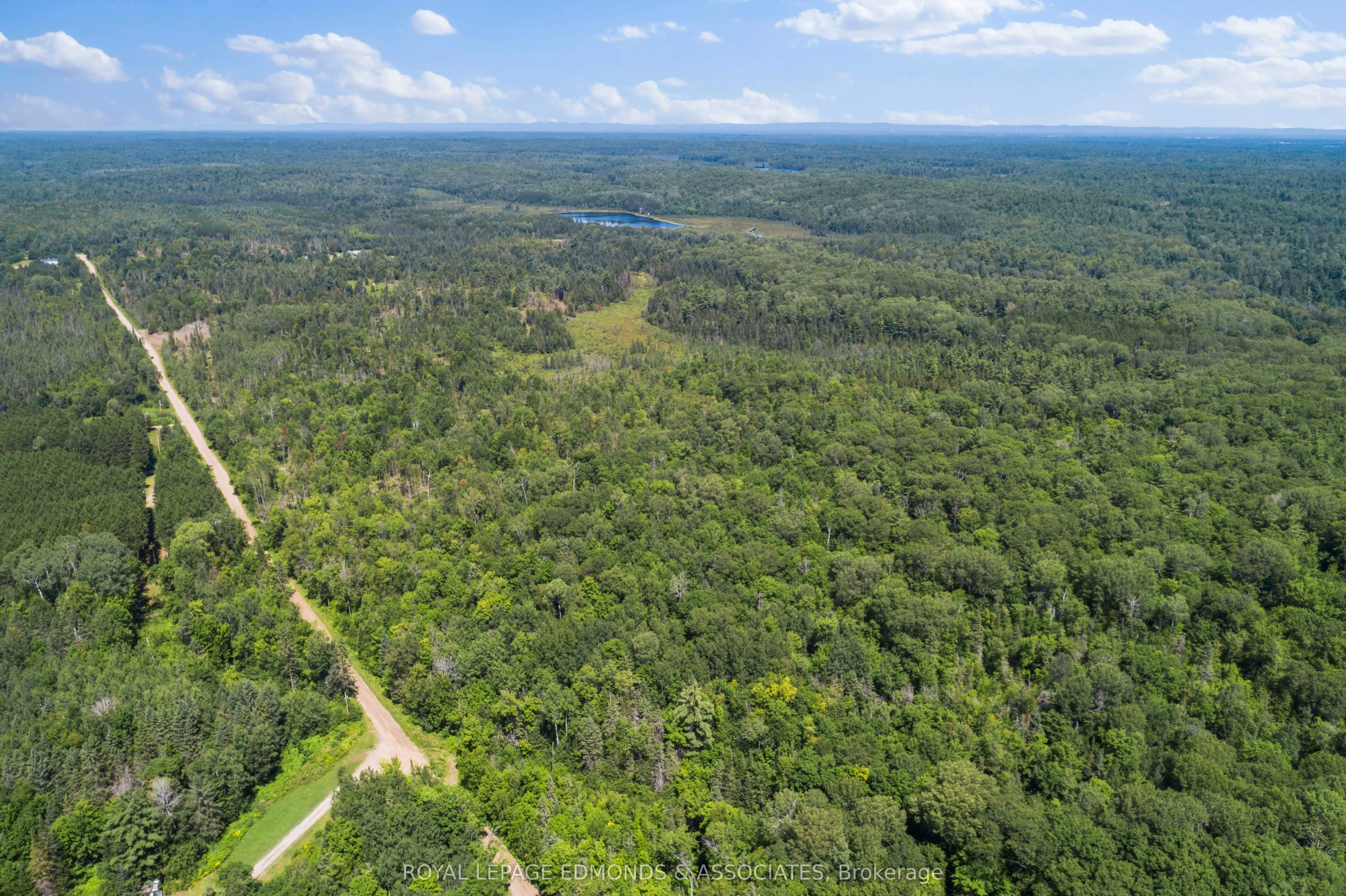 00 DORE BAY Road