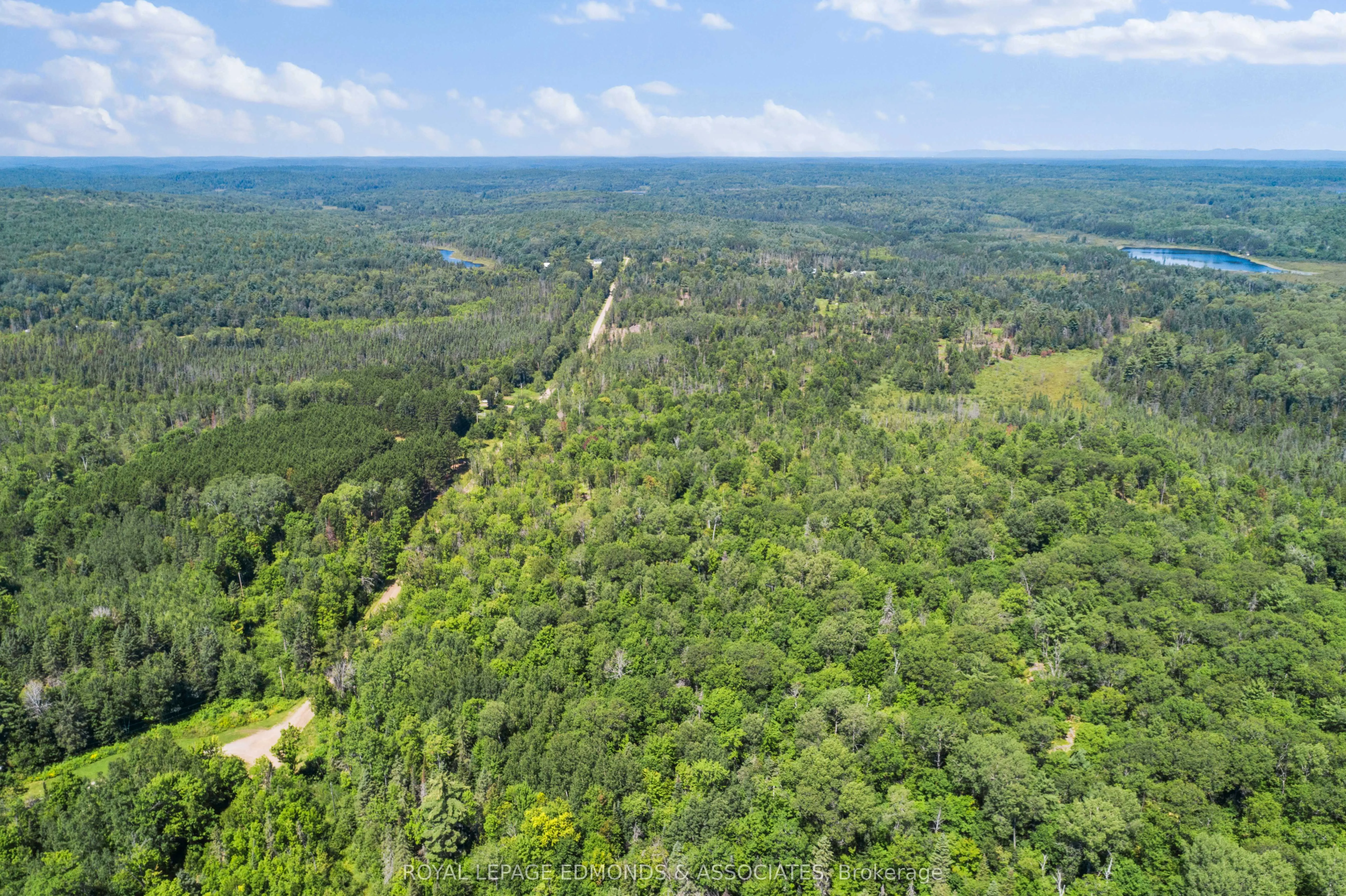 00 DORE BAY Road