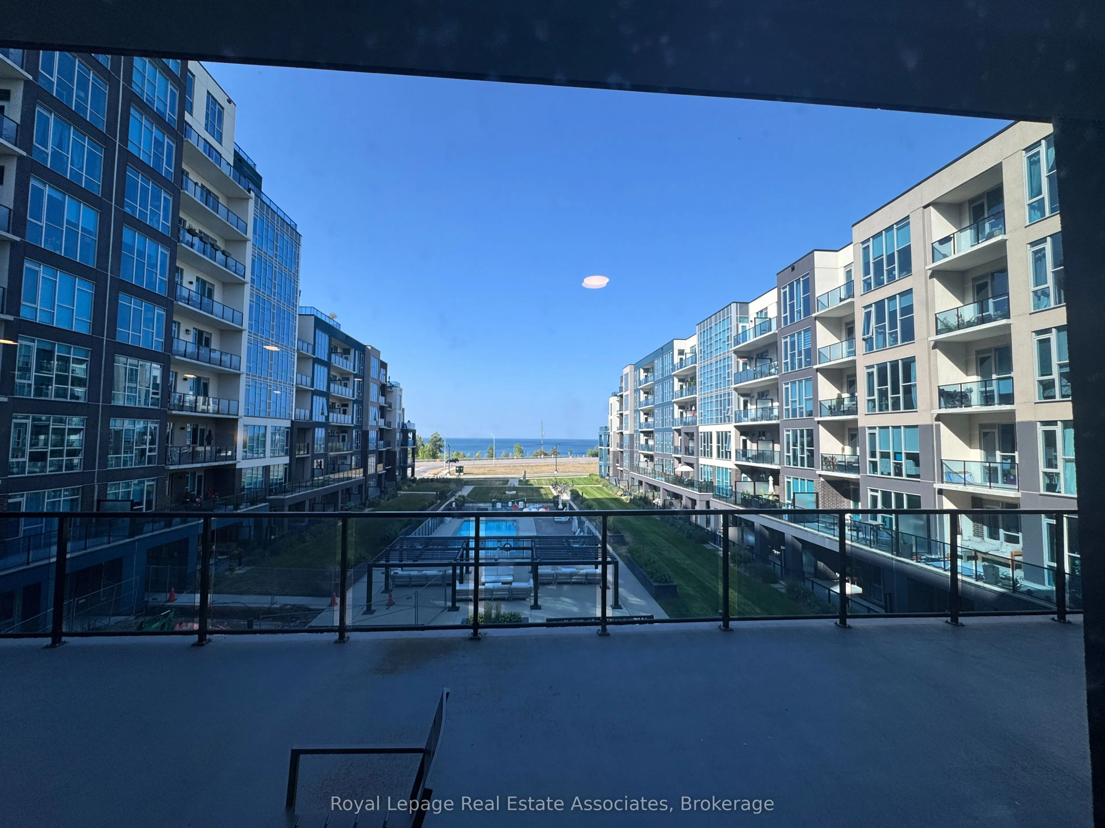 16 Concord Place, #128