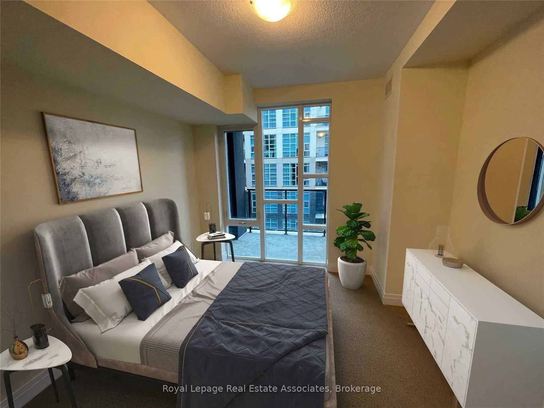 16 Concord Place, #128