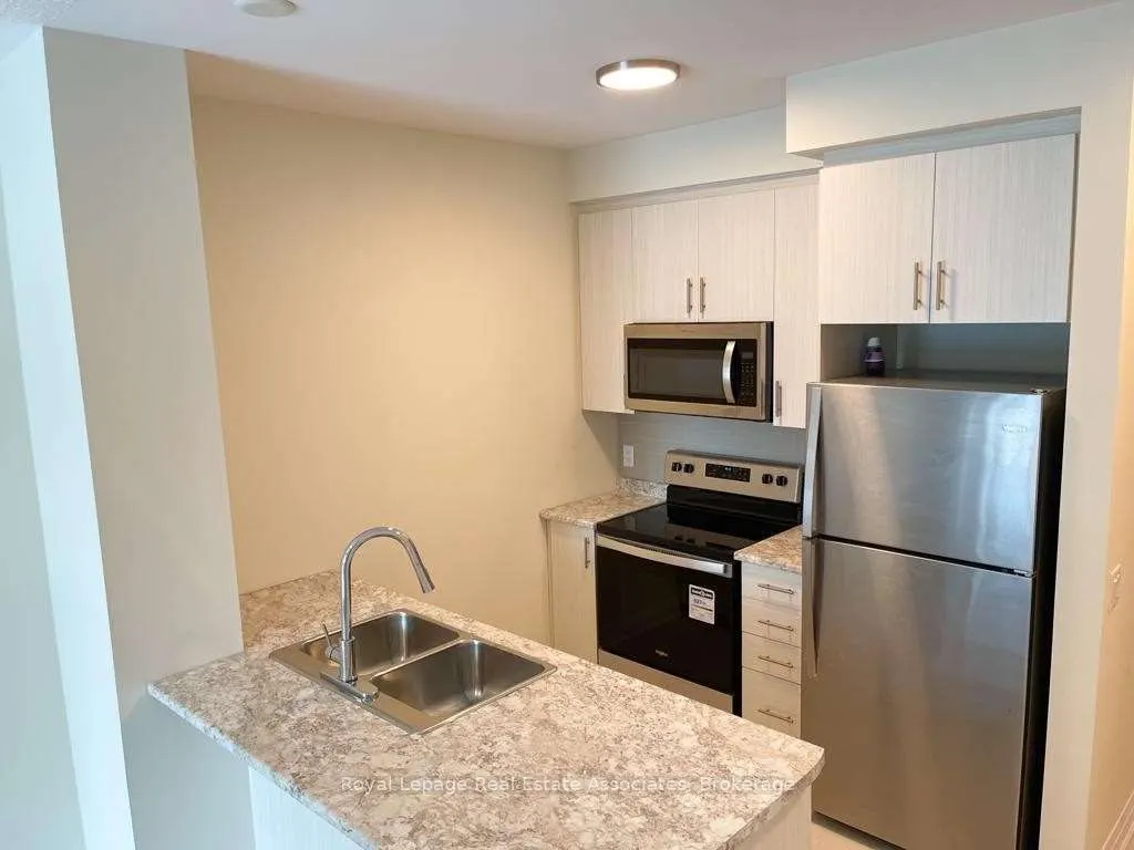 16 Concord Place, #128