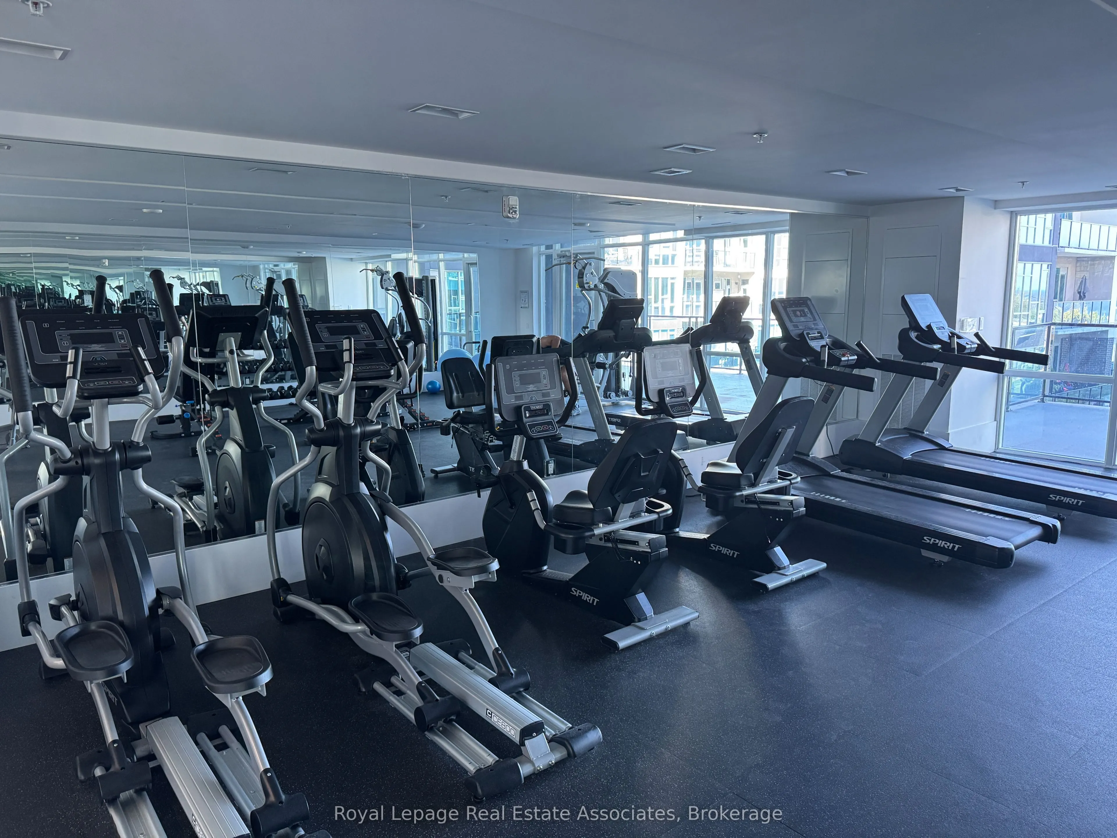 16 Concord Place, #128
