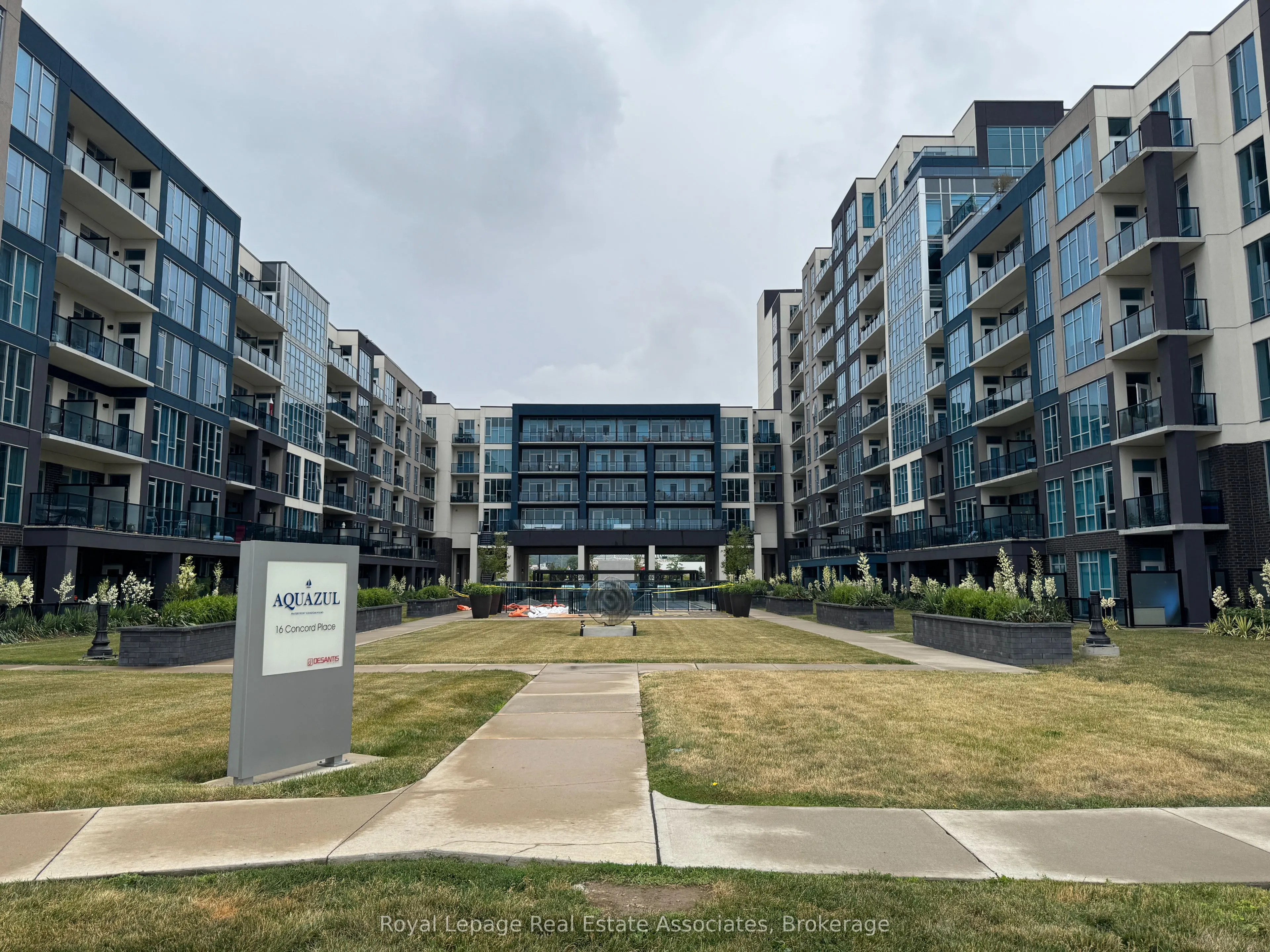 16 Concord Place, #128