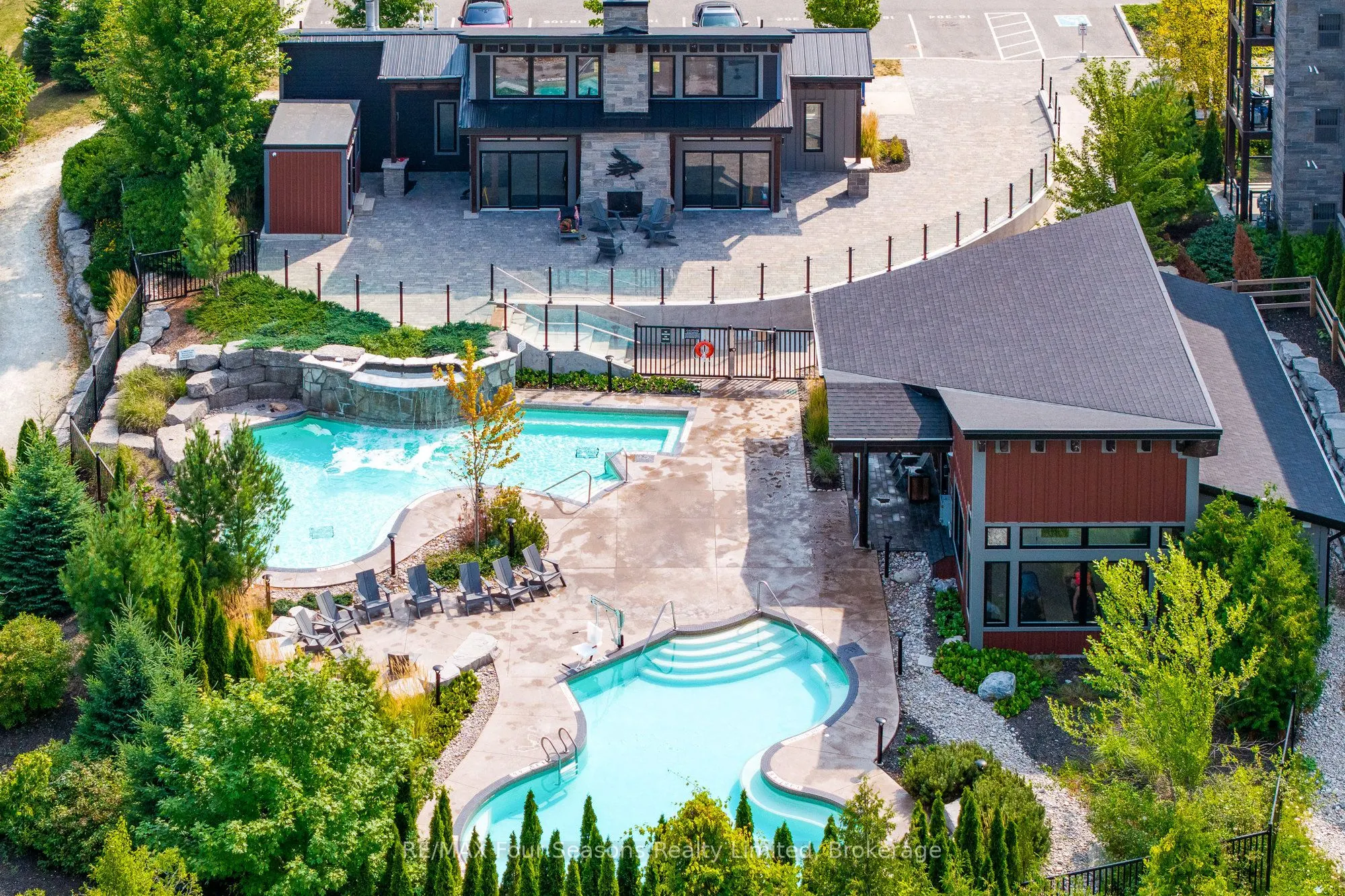 12 BEAUSOLEIL Lane, #302