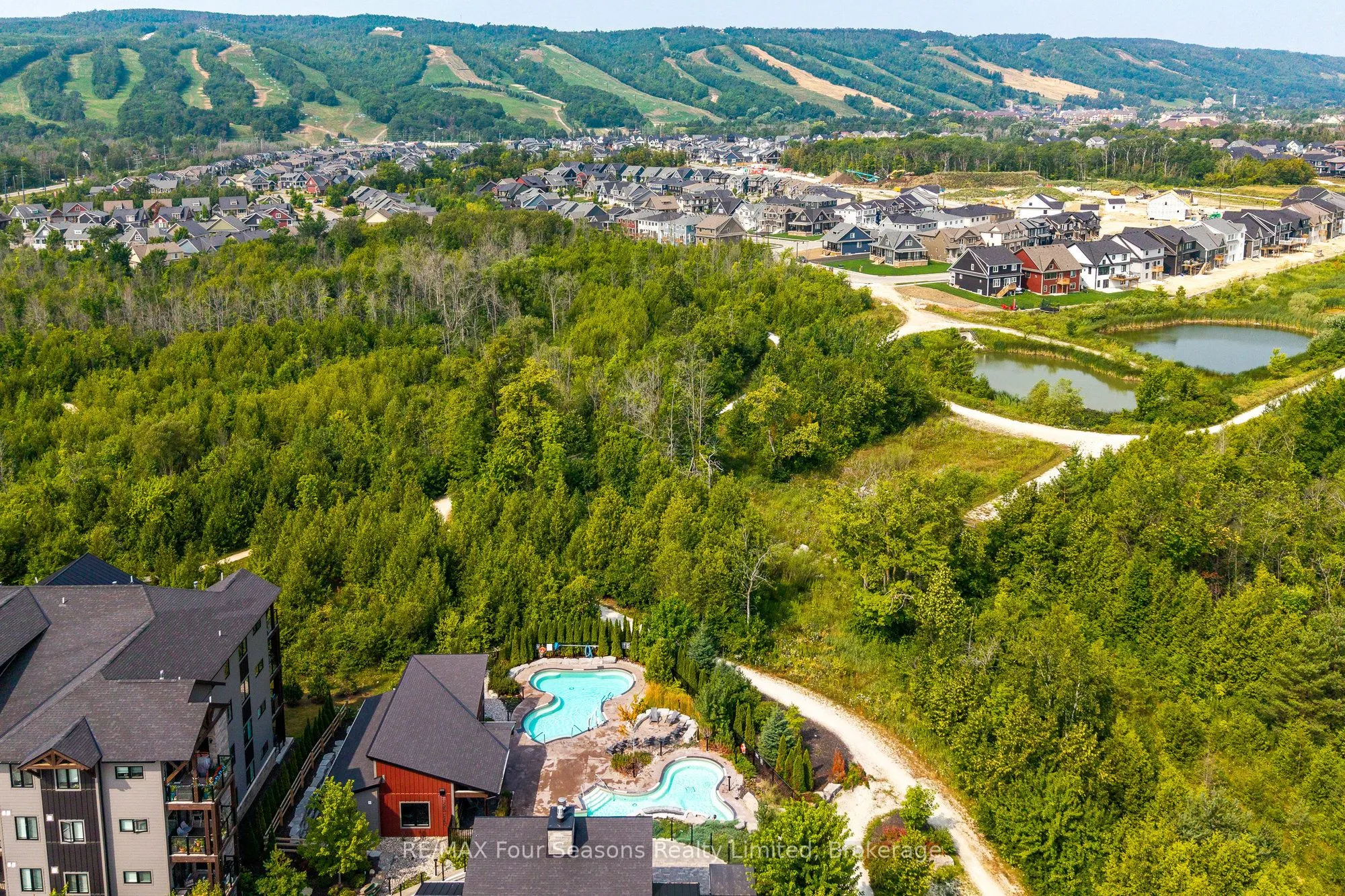 12 BEAUSOLEIL Lane, #302