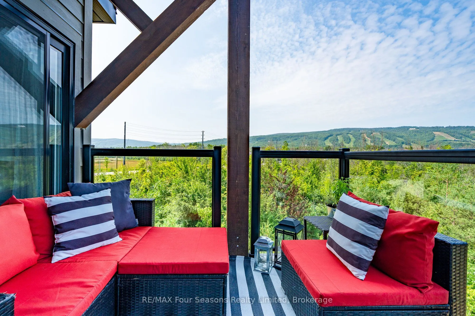 12 BEAUSOLEIL Lane, #302