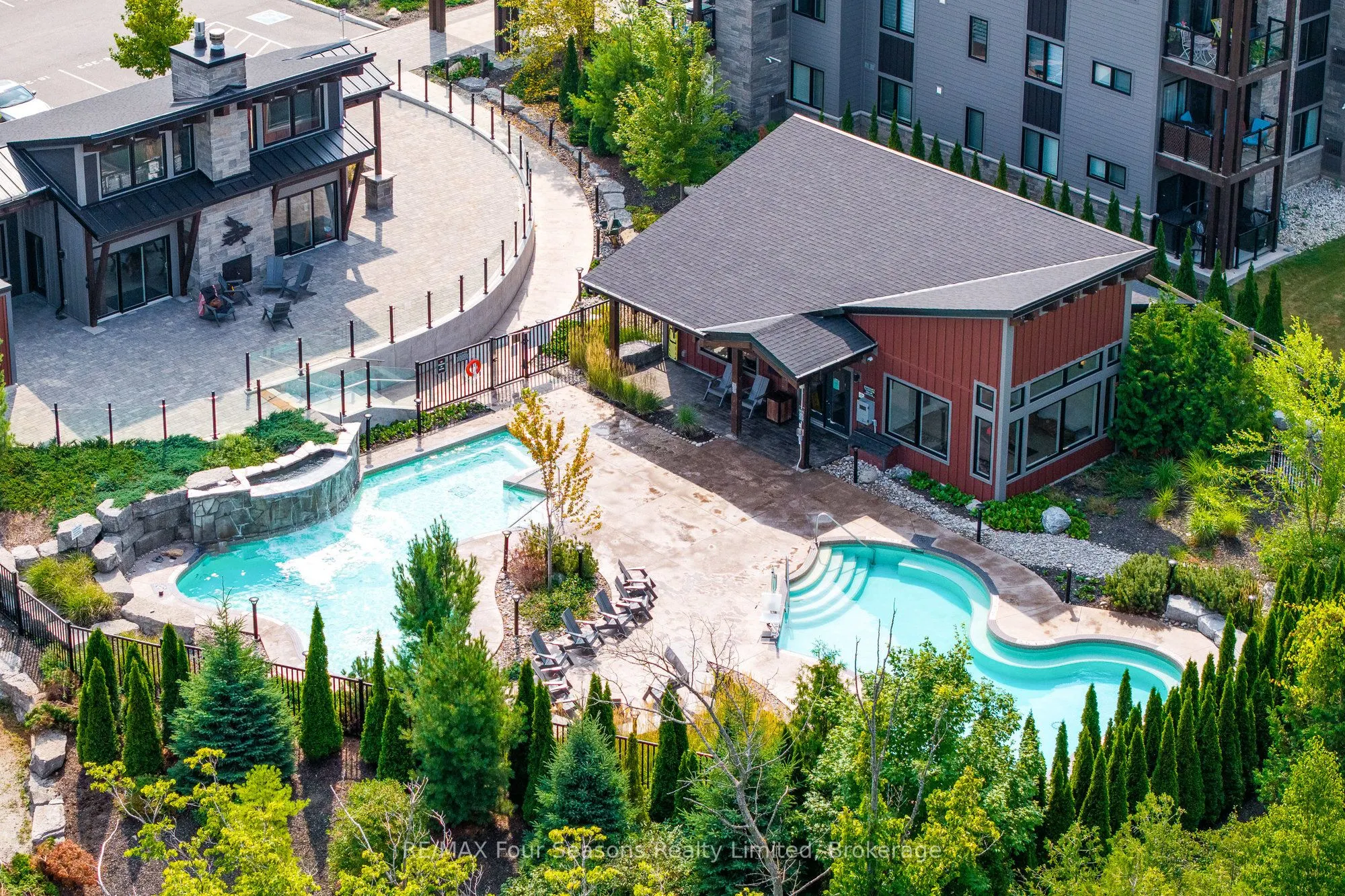 12 BEAUSOLEIL Lane, #302
