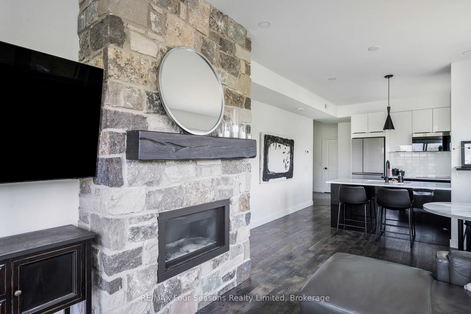 12 BEAUSOLEIL Lane, #302