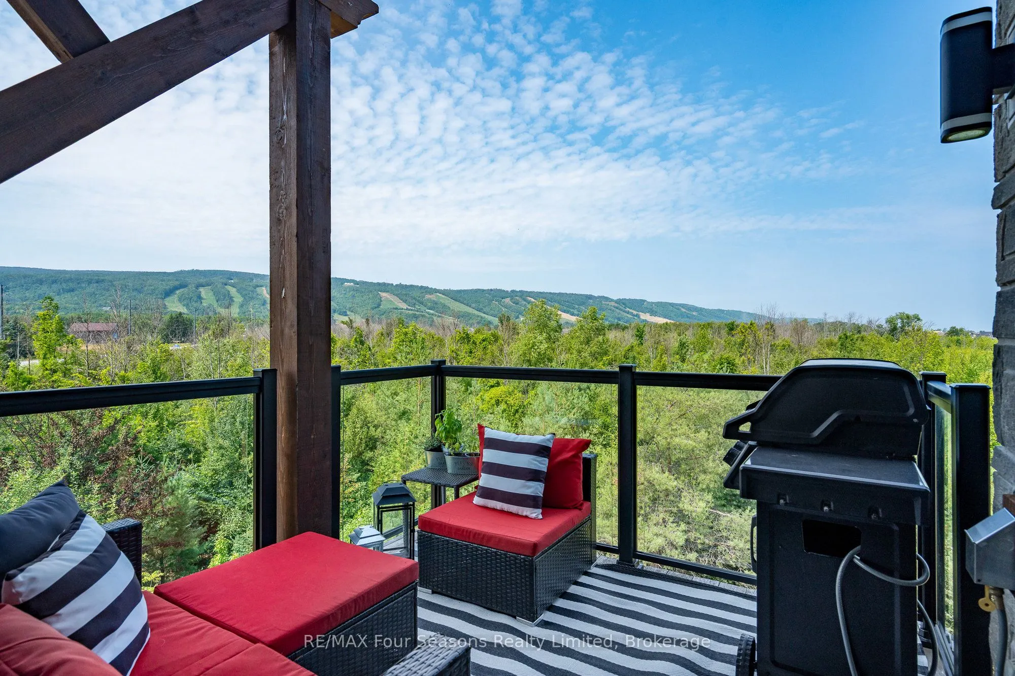 12 BEAUSOLEIL Lane, #302