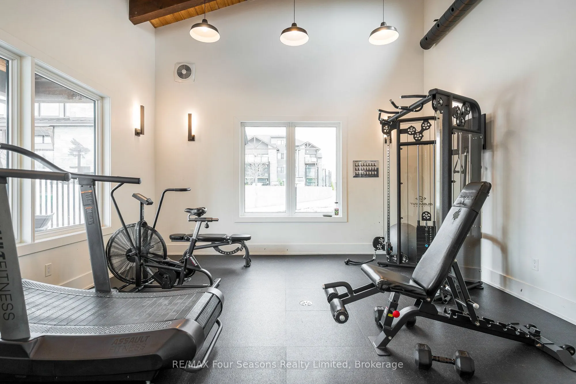 12 BEAUSOLEIL Lane, #302