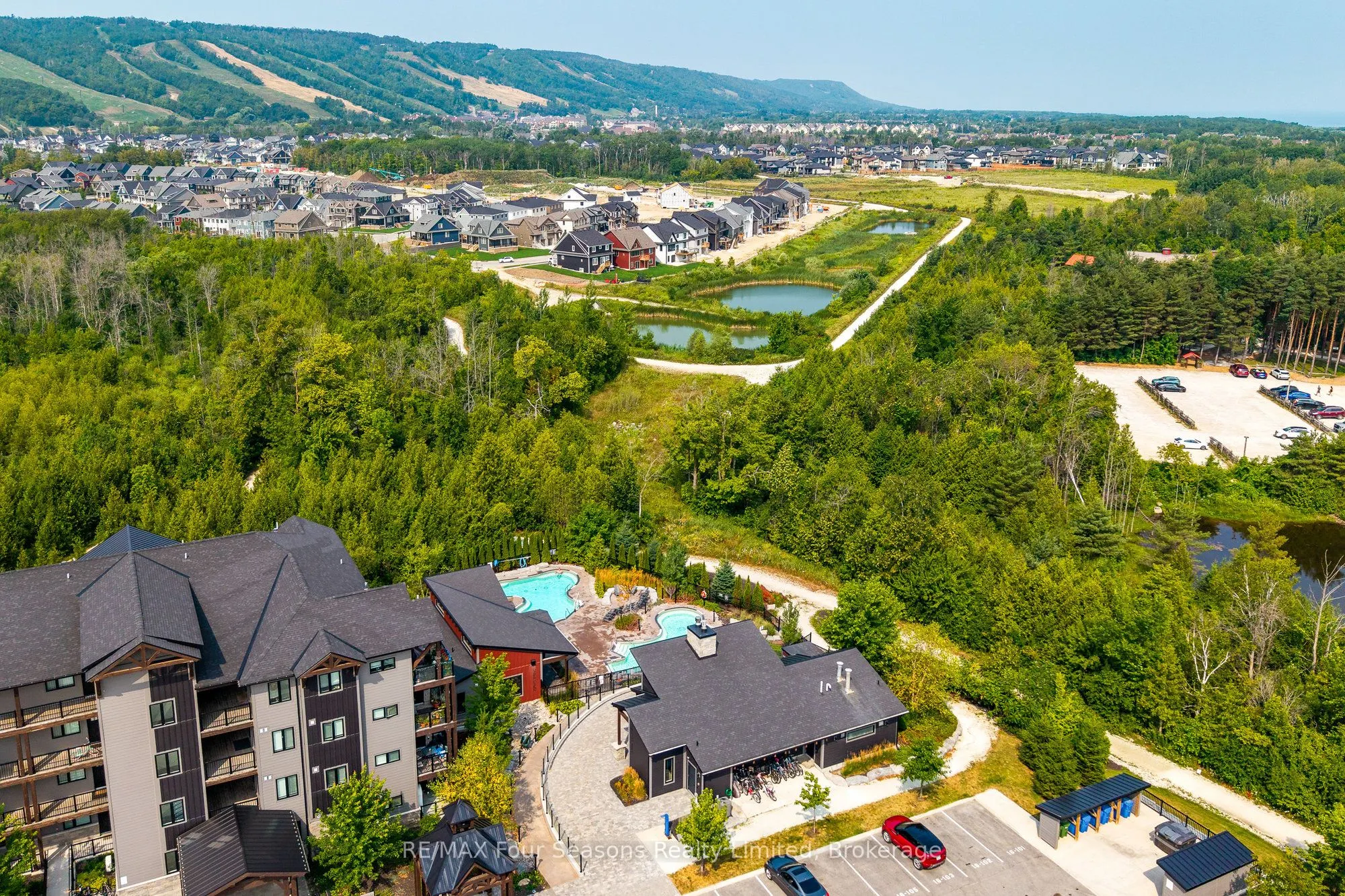 12 BEAUSOLEIL Lane, #302