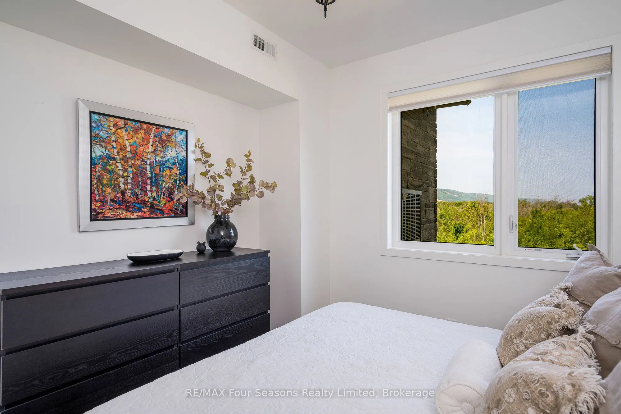 12 BEAUSOLEIL Lane, #302