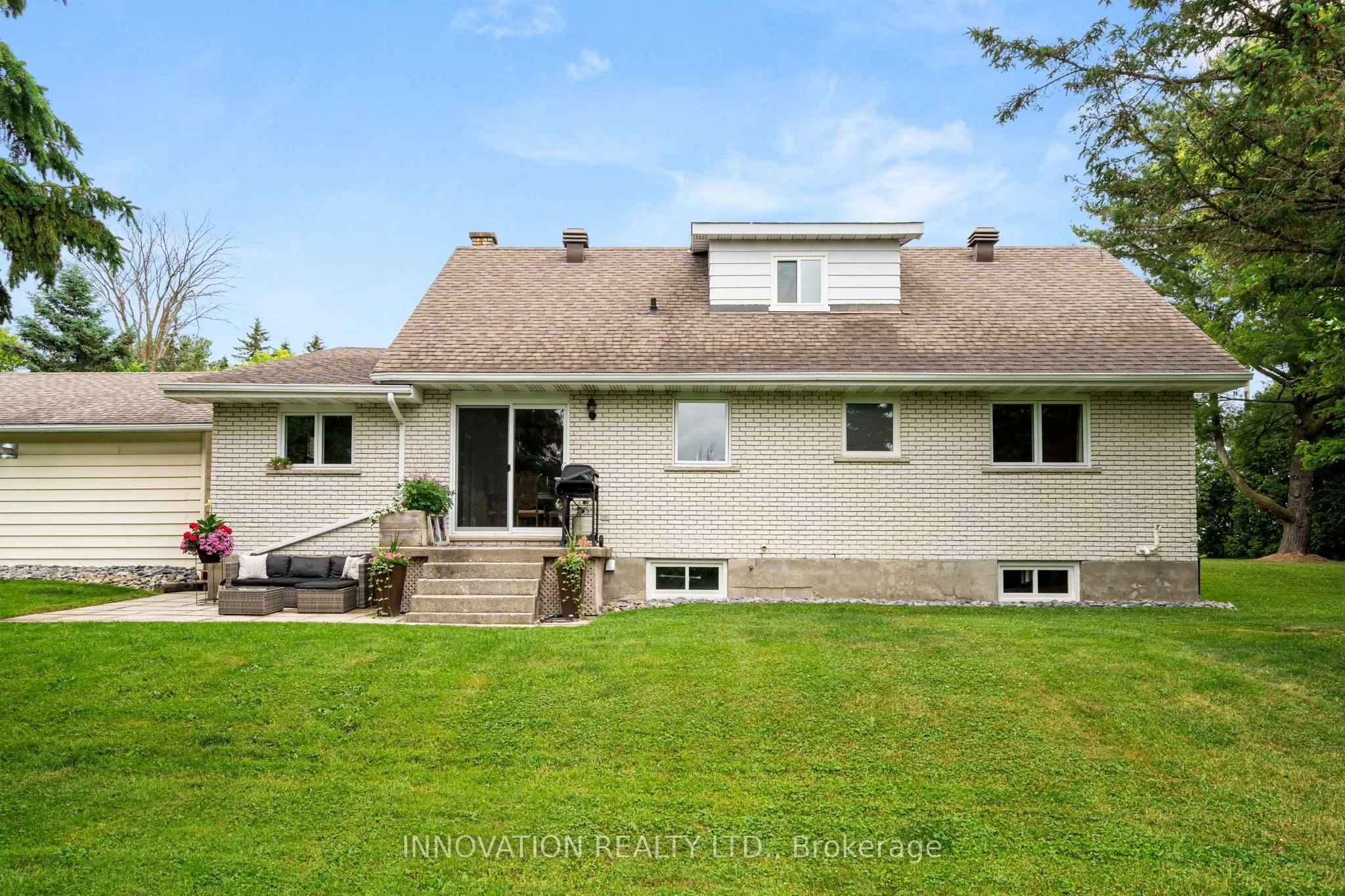 1424 Notre Dame Street