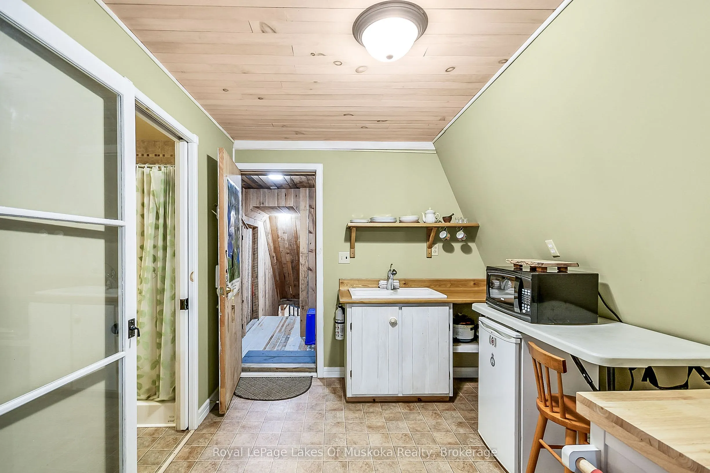1005 Kirby's Beach Road