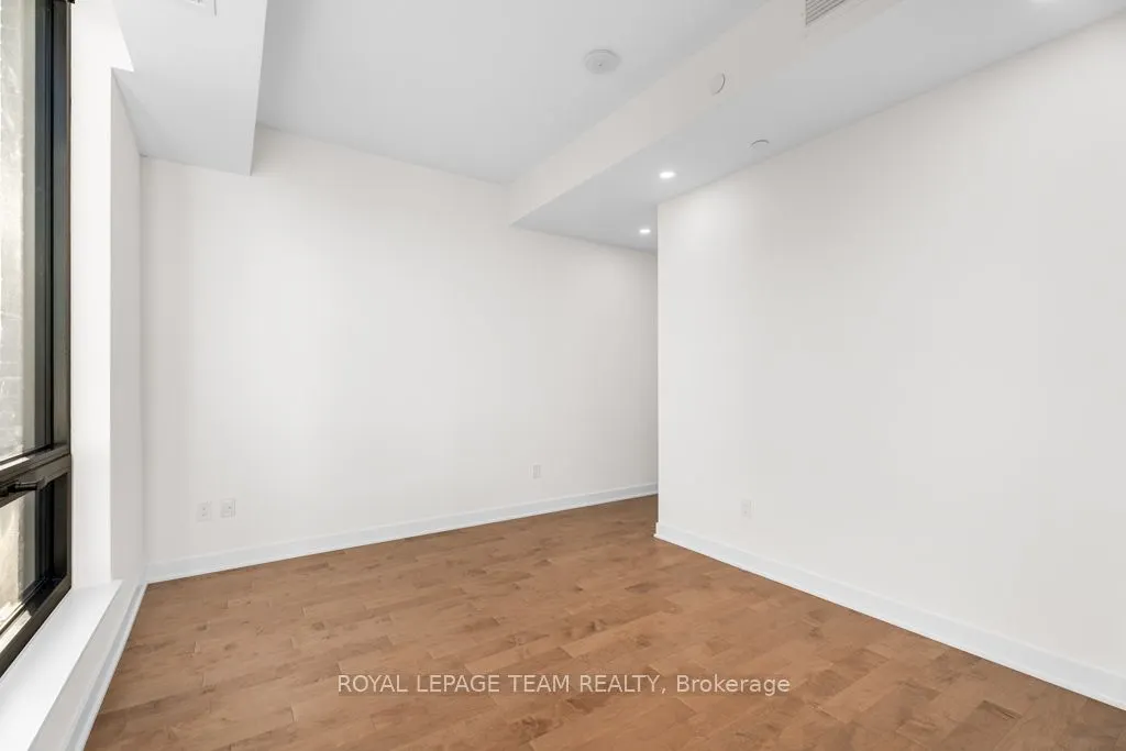 340 Queen Street, #2704