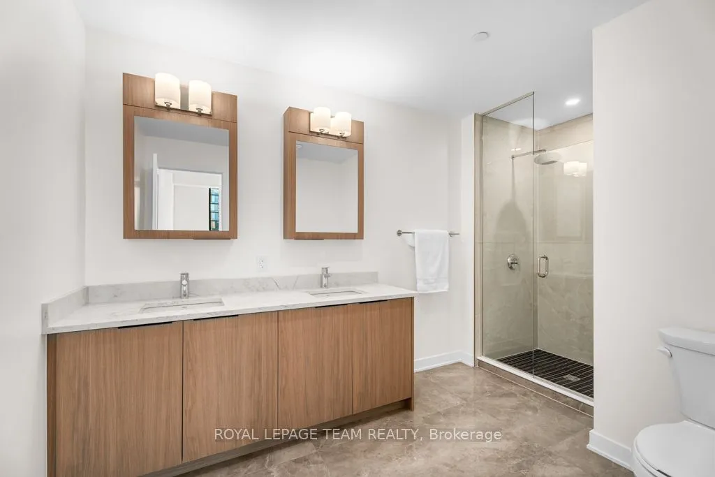 340 Queen Street, #2704
