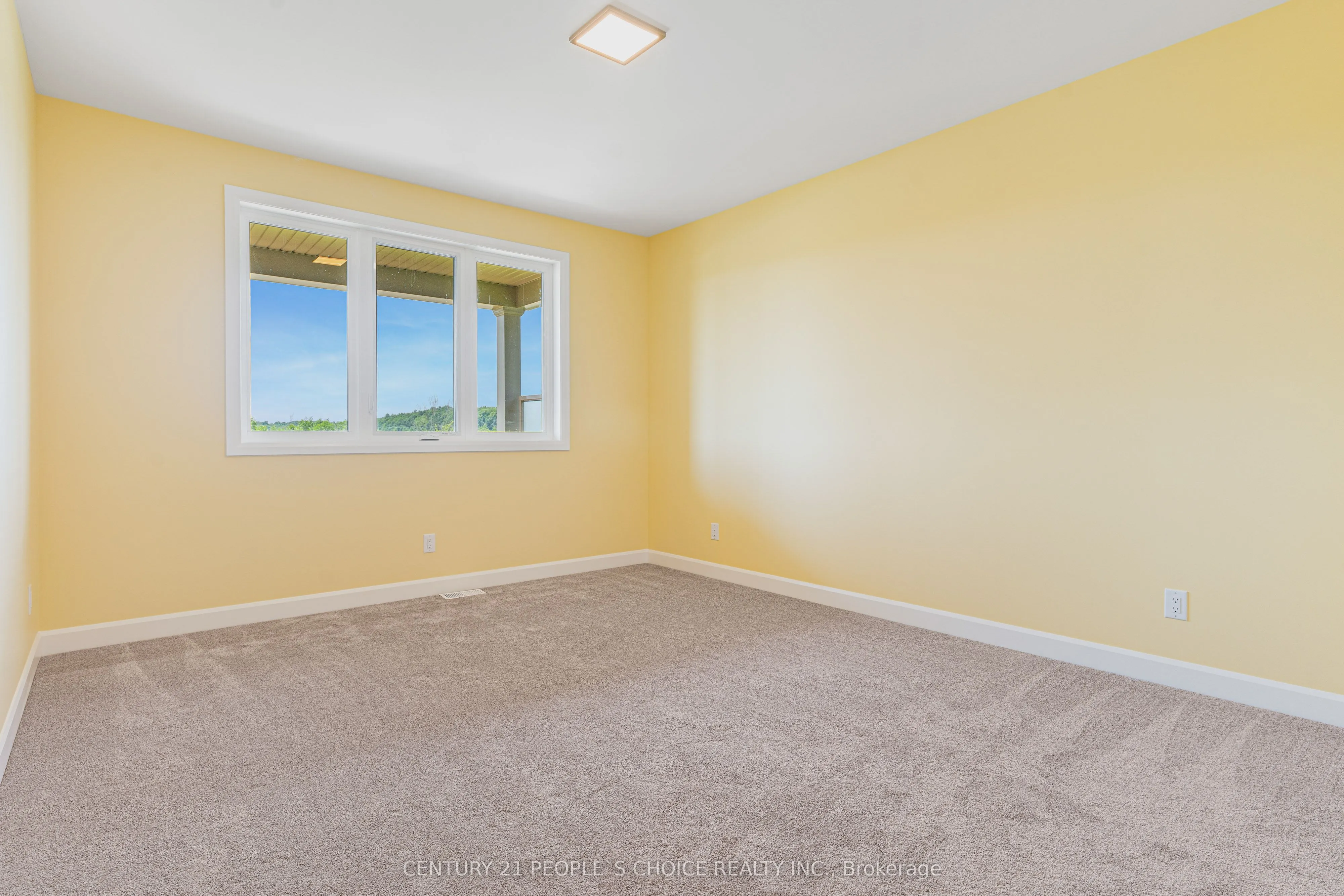 3947 Mitchell Crescent