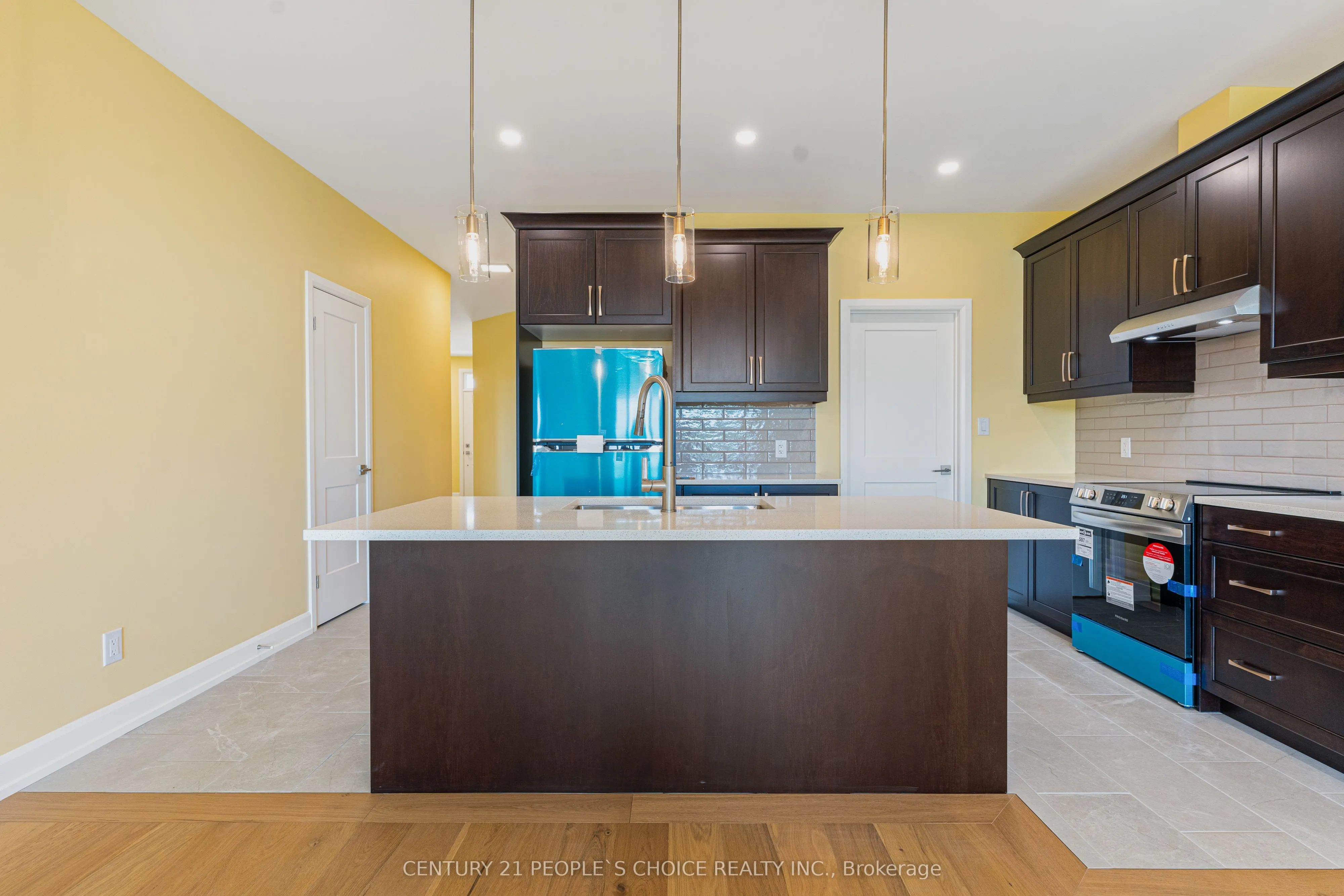 3947 Mitchell Crescent