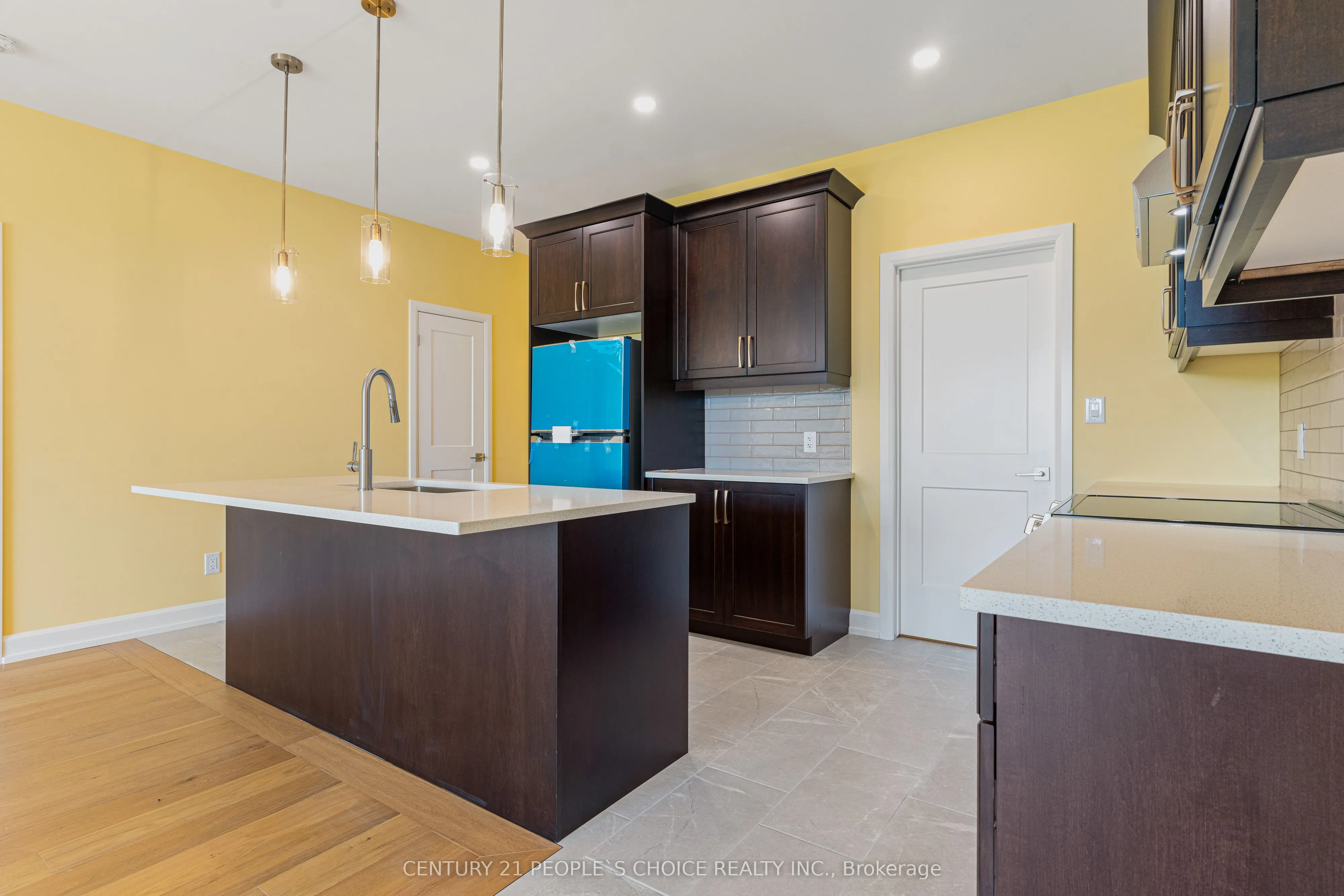 3947 Mitchell Crescent