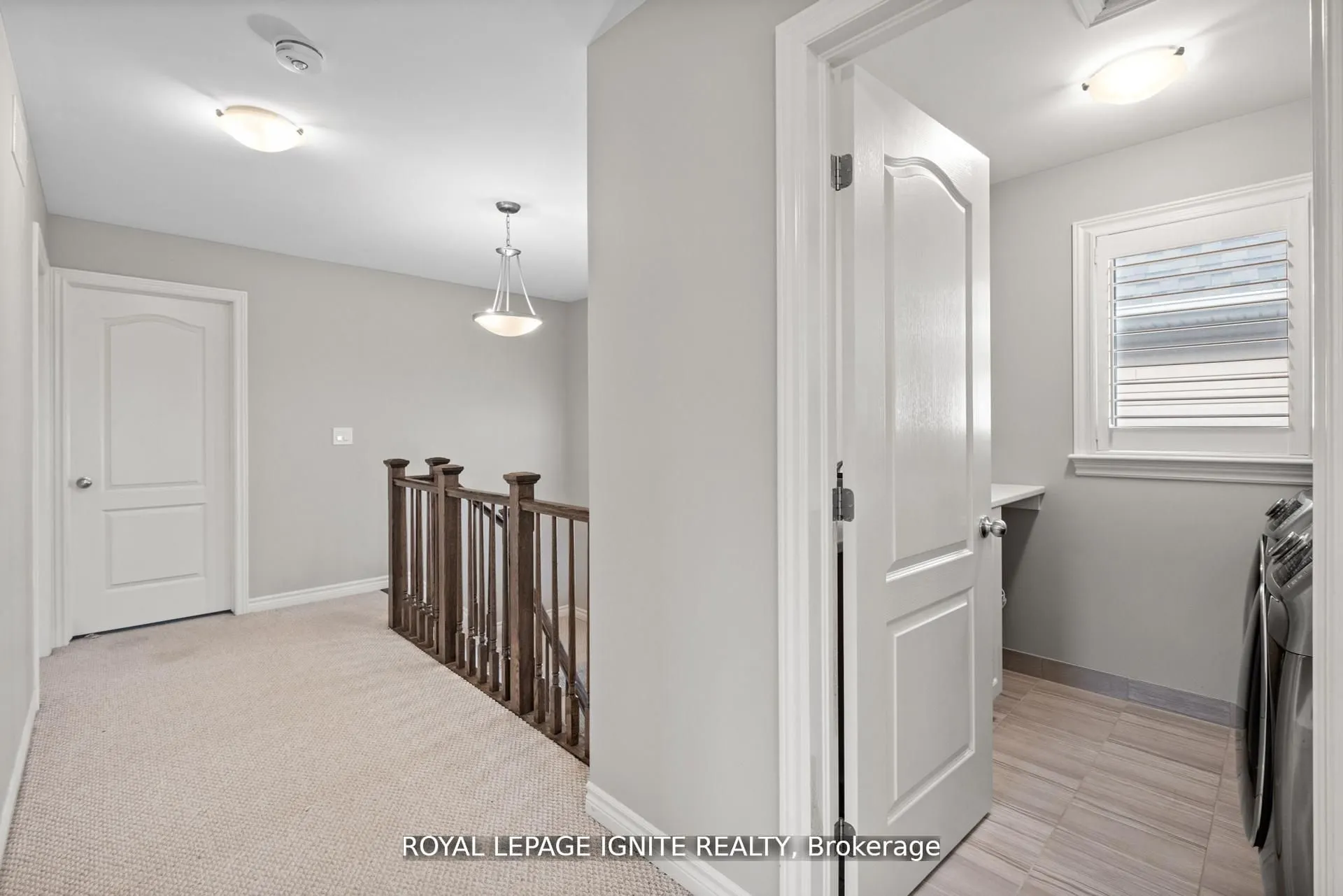 866 Riverview Way